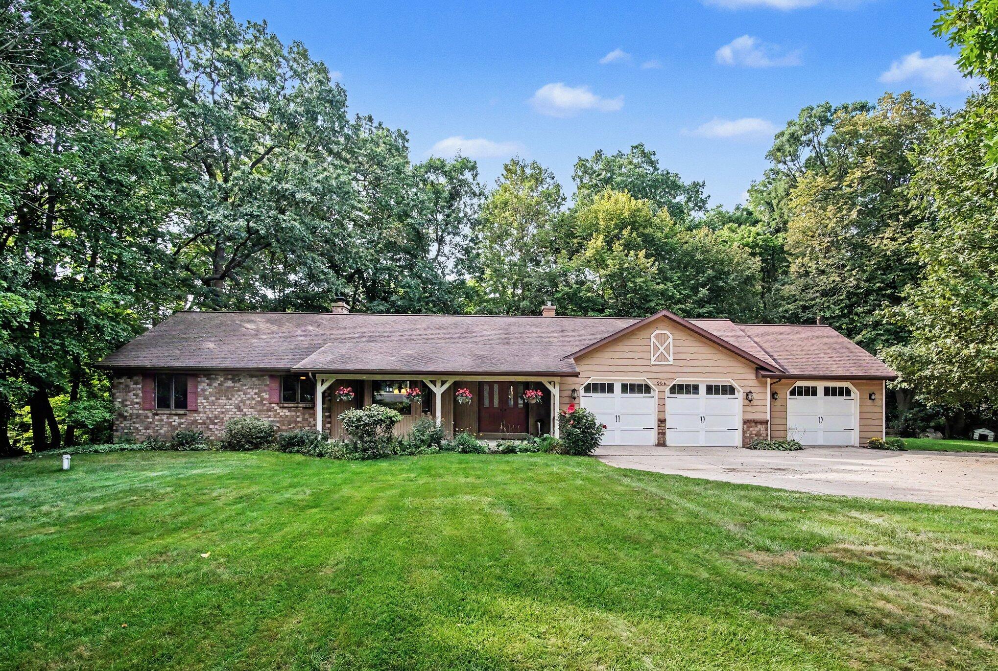 986 Luce Street SW Grand Rapids MI 49534