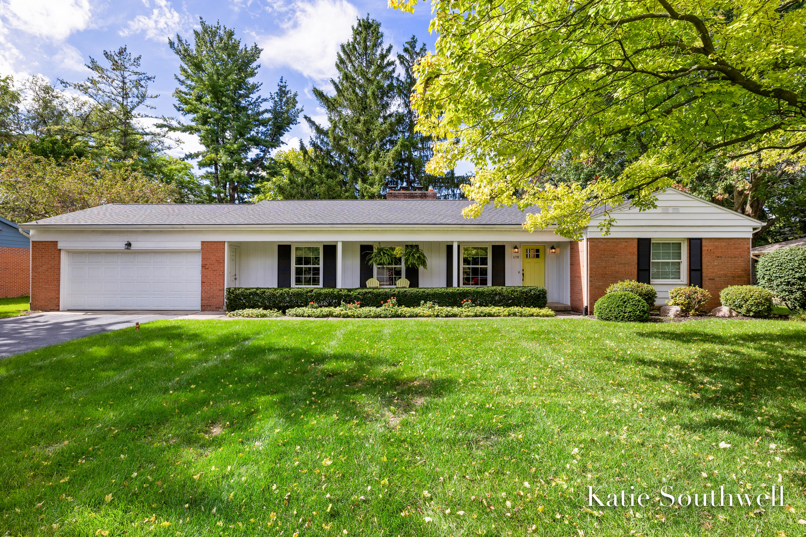 1739 Morningside Drive SE Grand Rapids MI 49506
