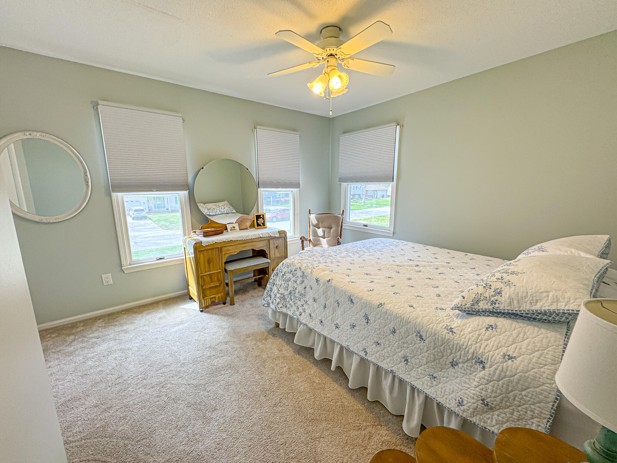 1086 Ivanhoe Drive Muskegon MI 49445