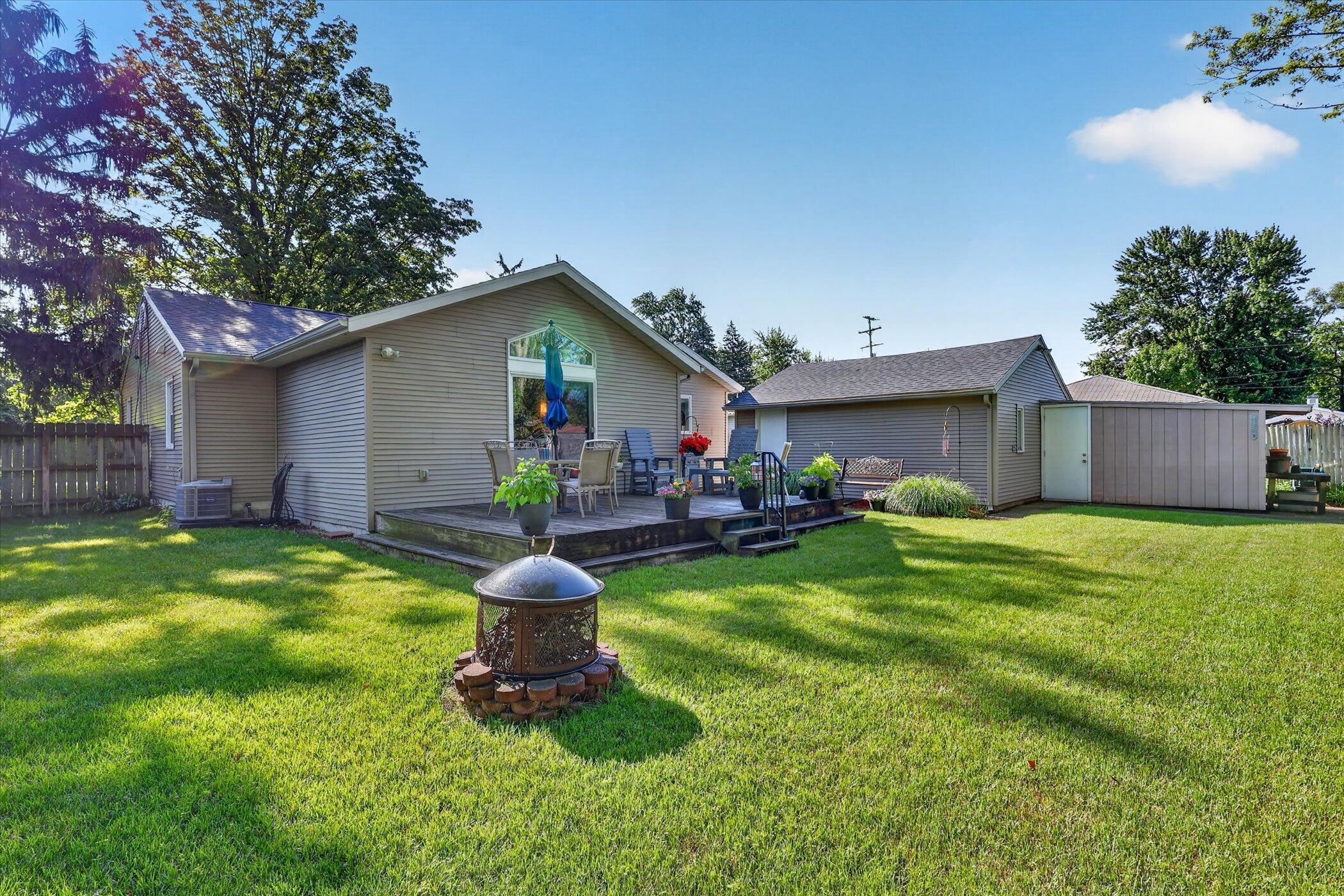 5249 Madison Avenue SE Grand Rapids MI 49548