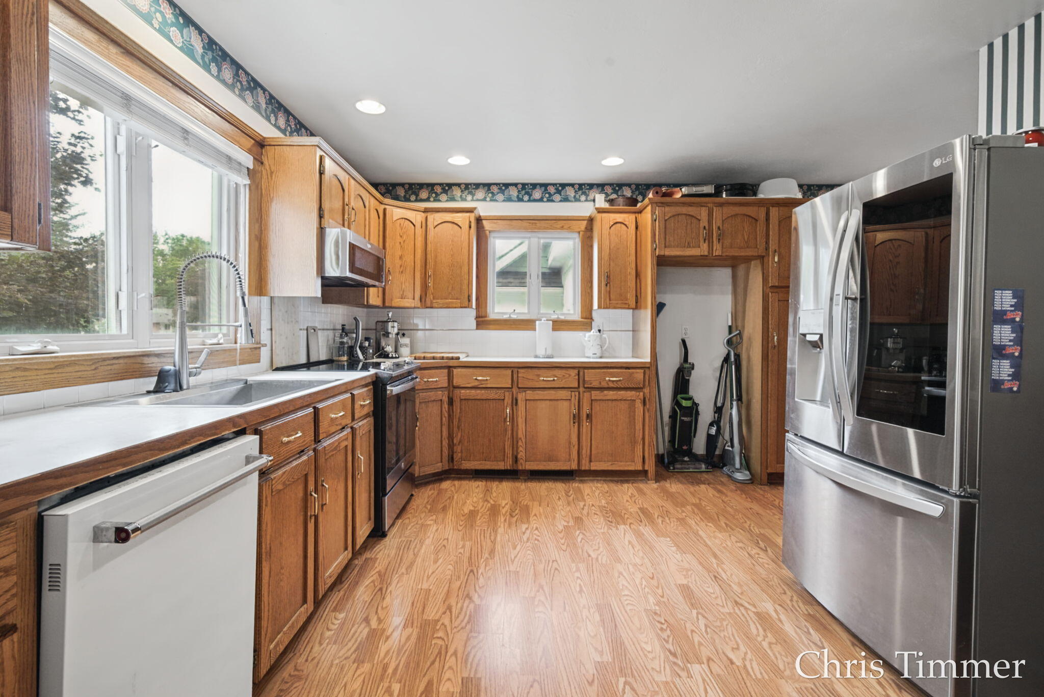 522 E Lincoln Avenue Zeeland MI 49464