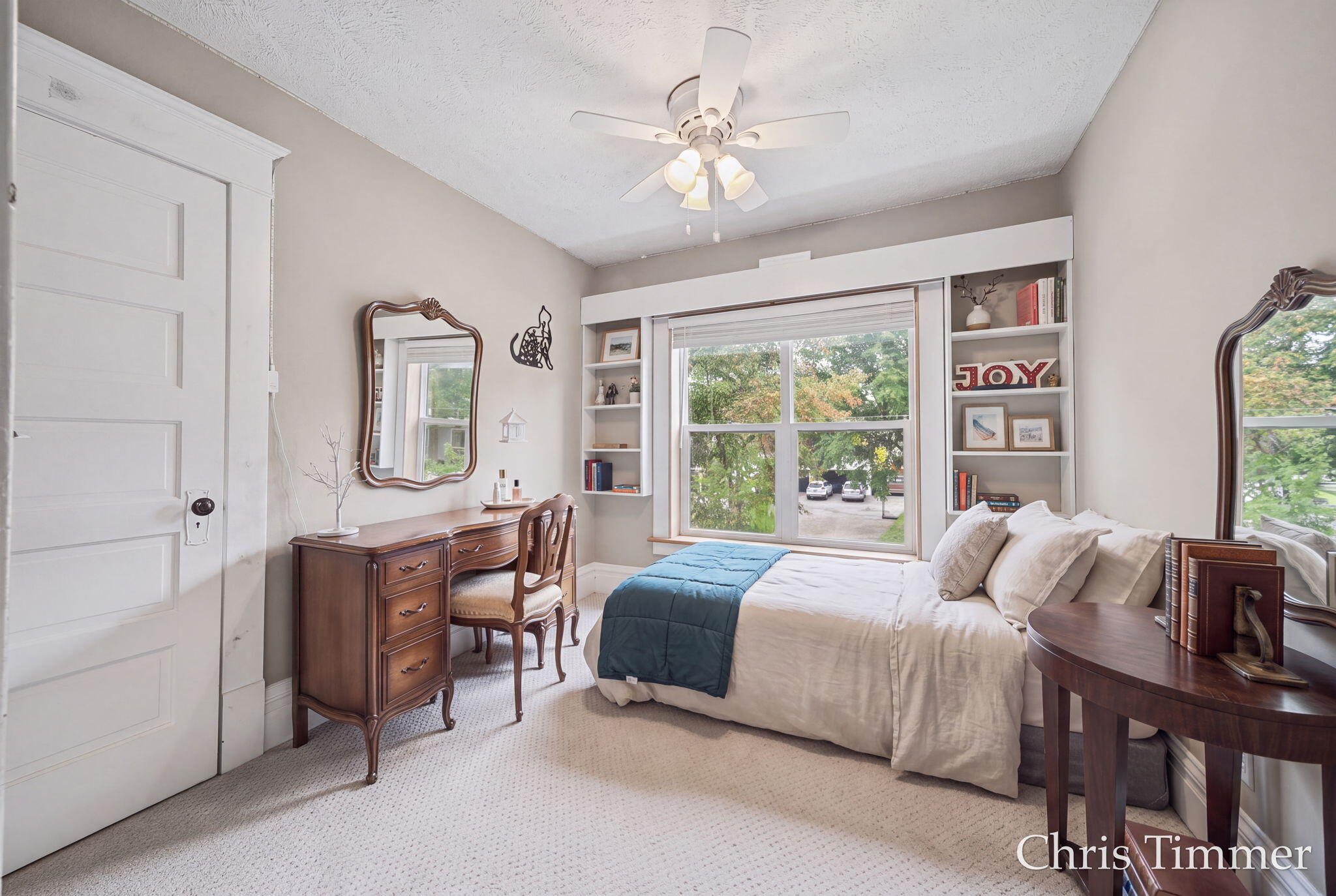 522 E Lincoln Avenue Zeeland MI 49464