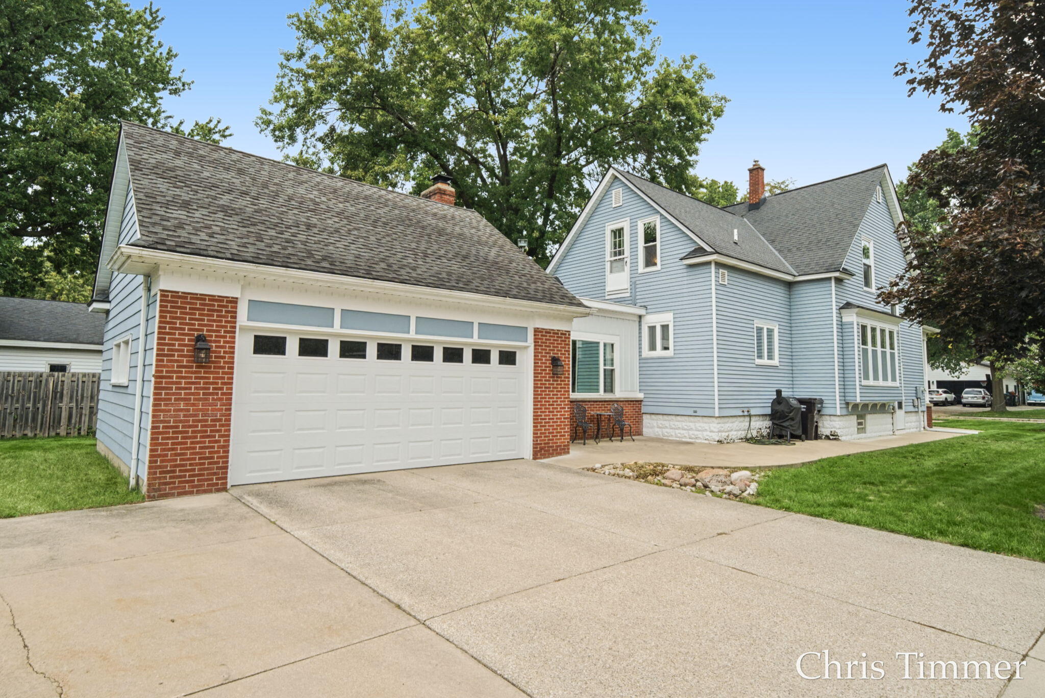 522 E Lincoln Avenue Zeeland MI 49464