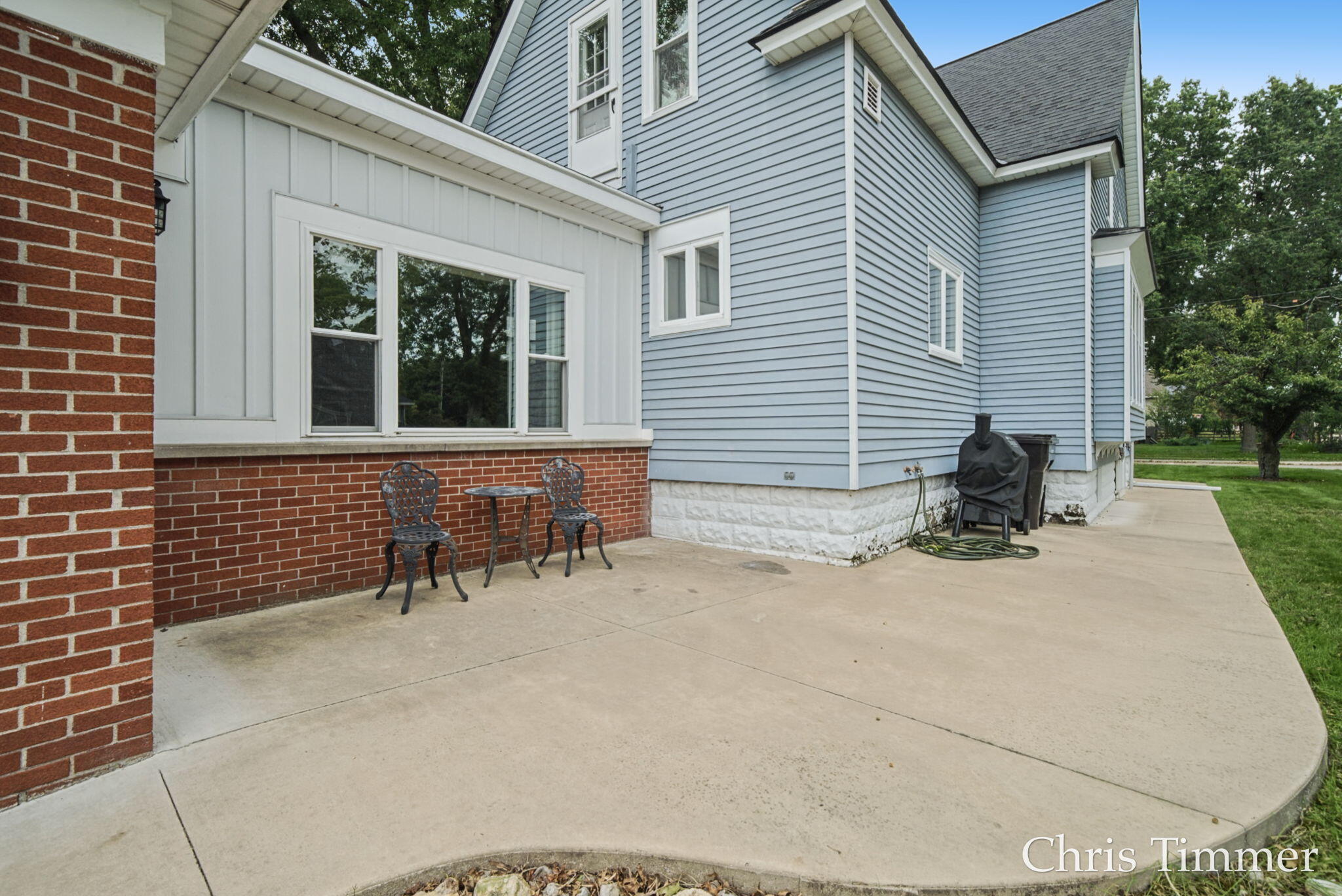 522 E Lincoln Avenue Zeeland MI 49464