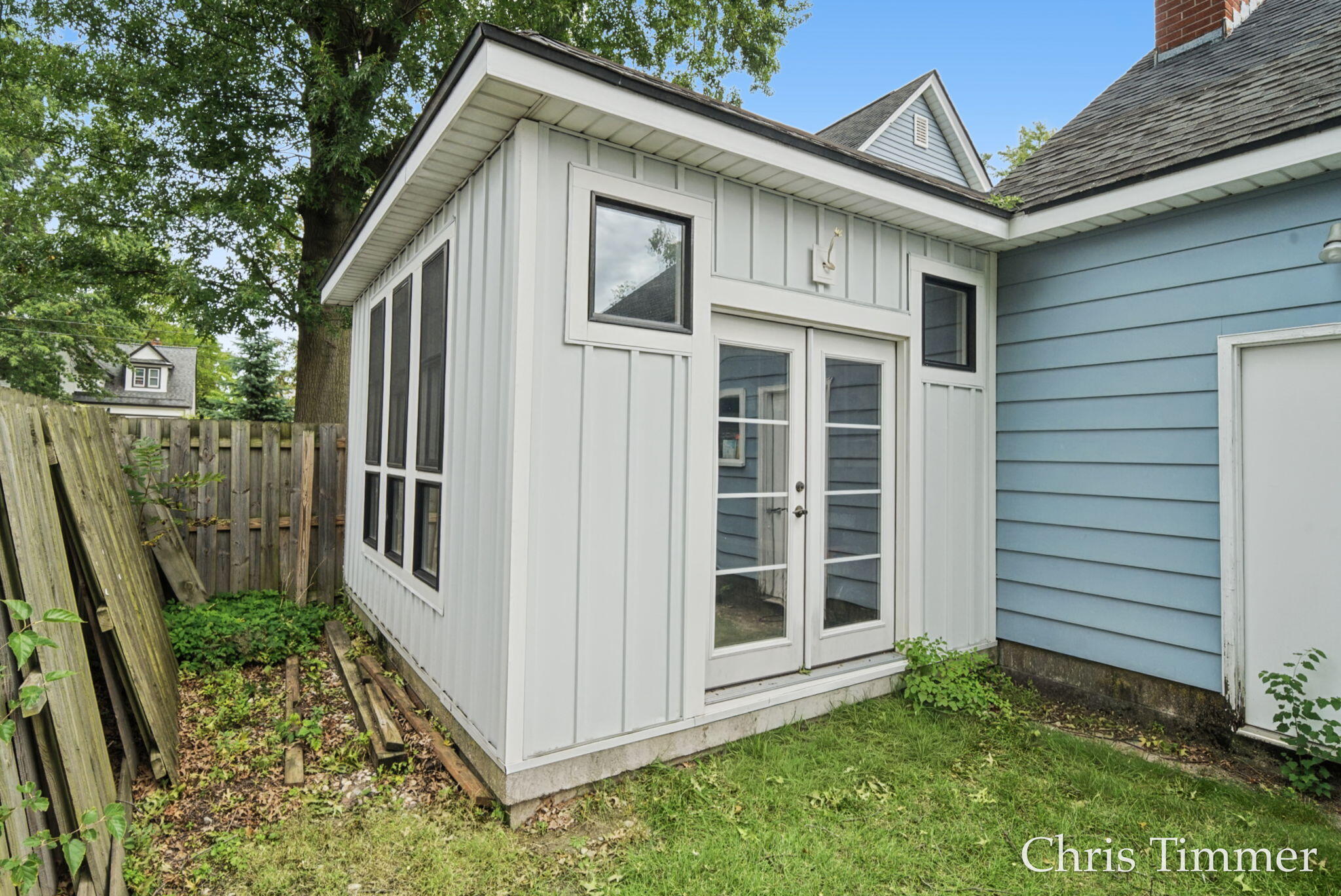 522 E Lincoln Avenue Zeeland MI 49464