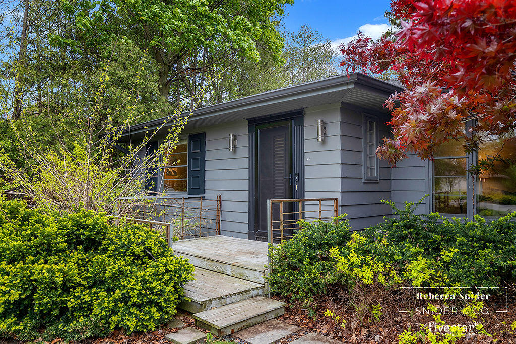 3134 Midland Drive SE Grand Rapids MI 49506