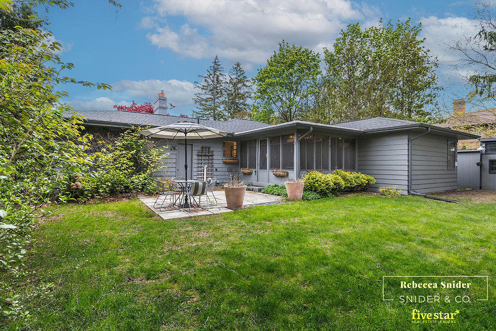 3134 Midland Drive SE Grand Rapids MI 49506