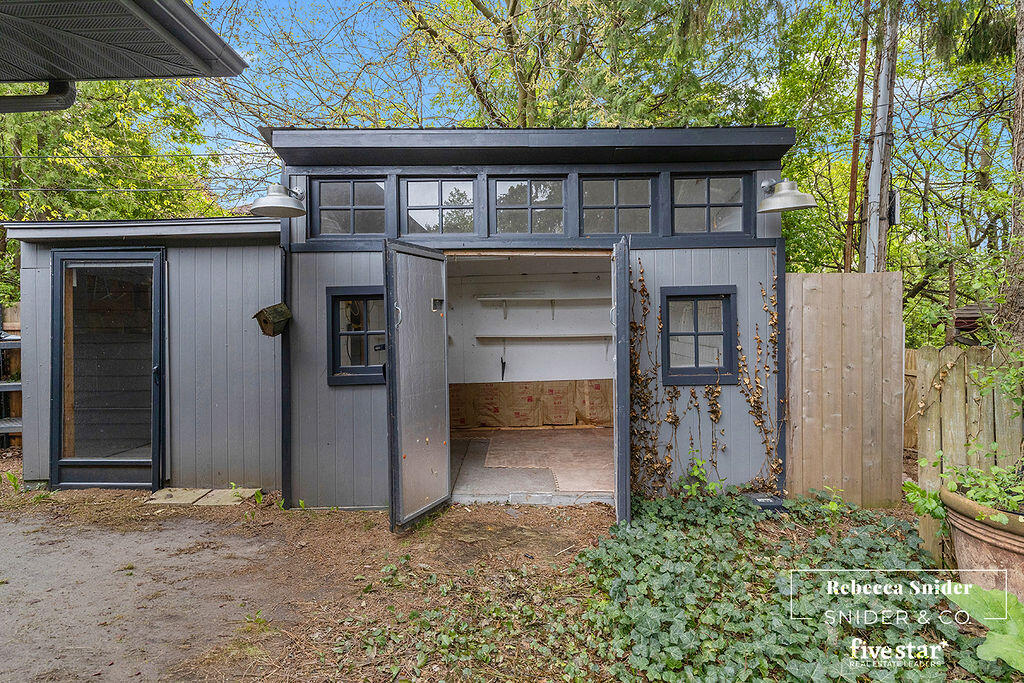 3134 Midland Drive SE Grand Rapids MI 49506