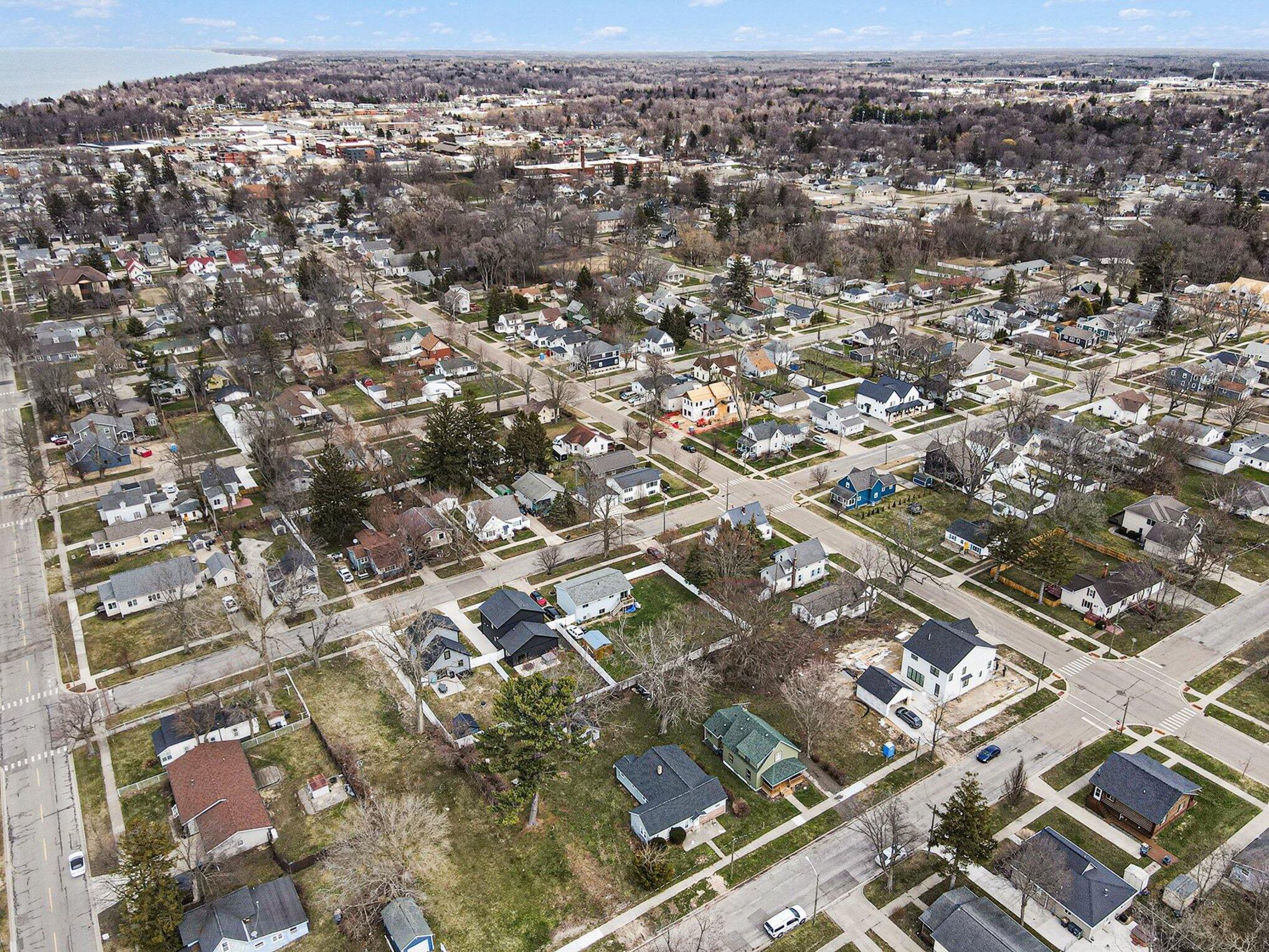 319 Fruit Street South Haven MI 49090