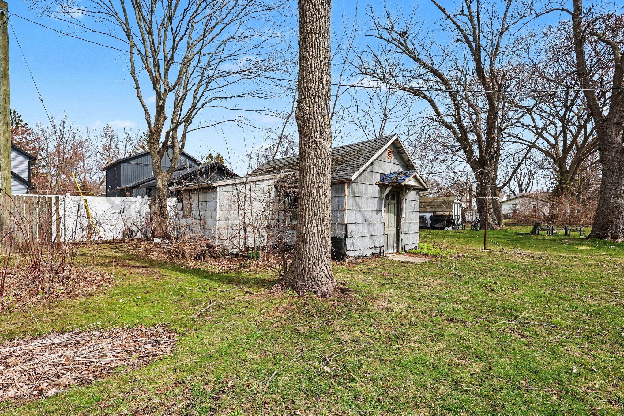 319 Fruit Street South Haven MI 49090