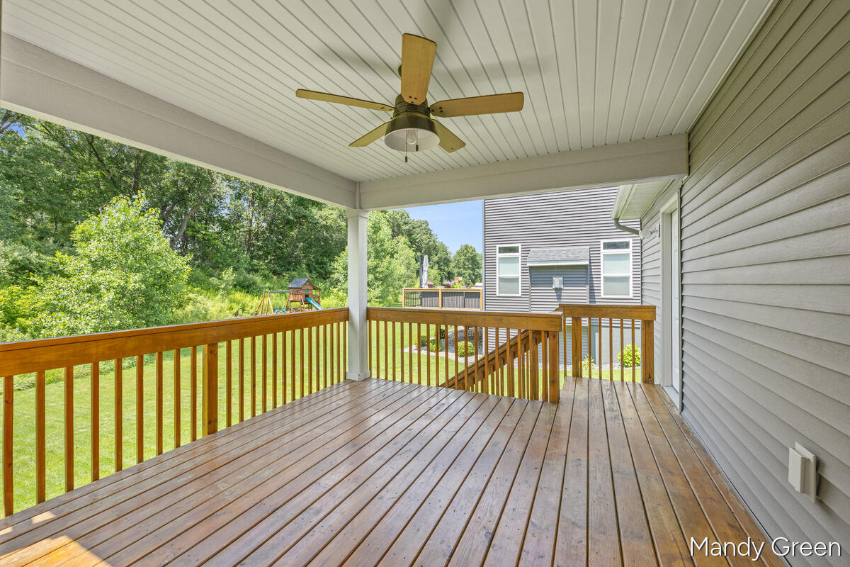 495 Highlander Drive NE Rockford MI 49341