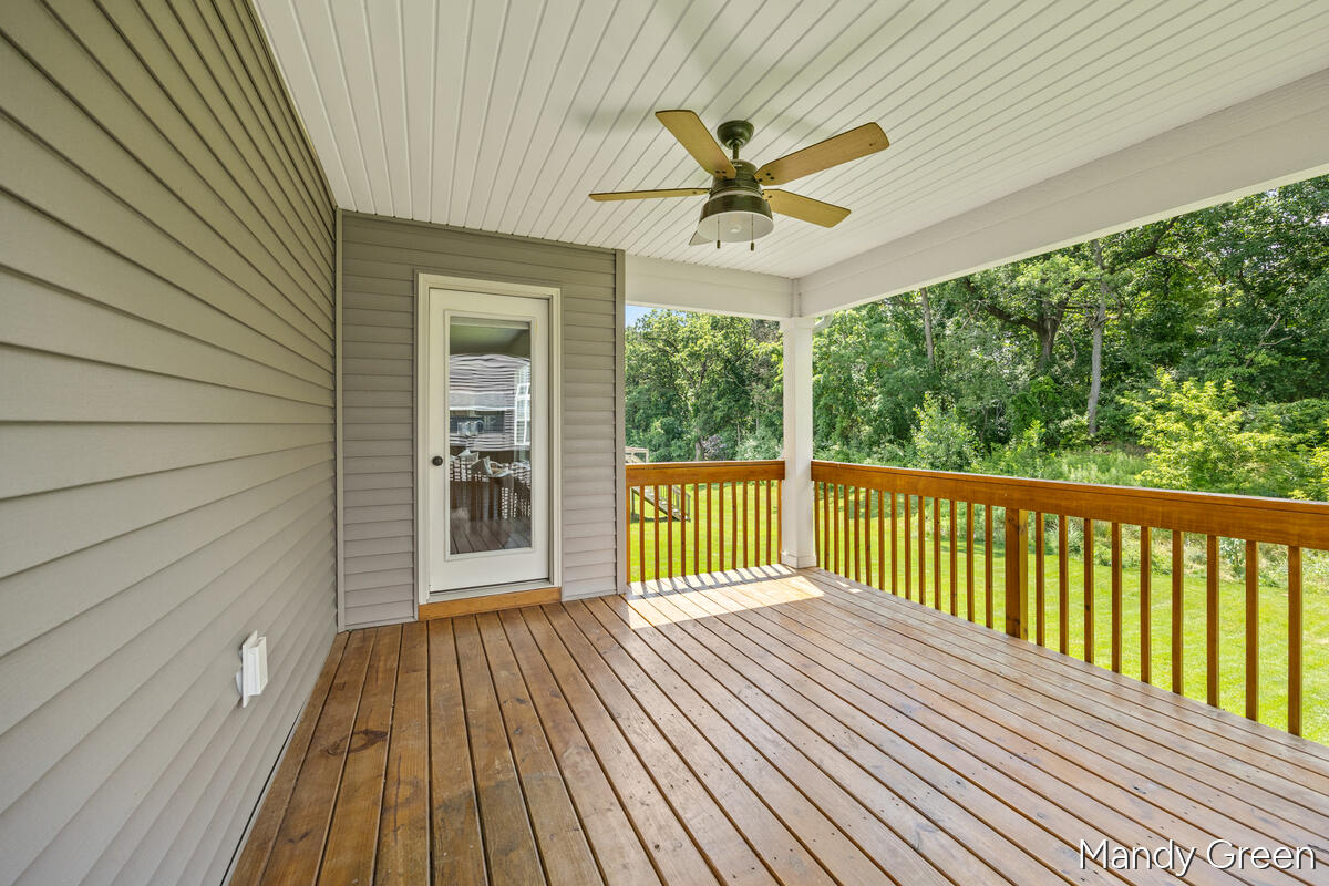 495 Highlander Drive NE Rockford MI 49341