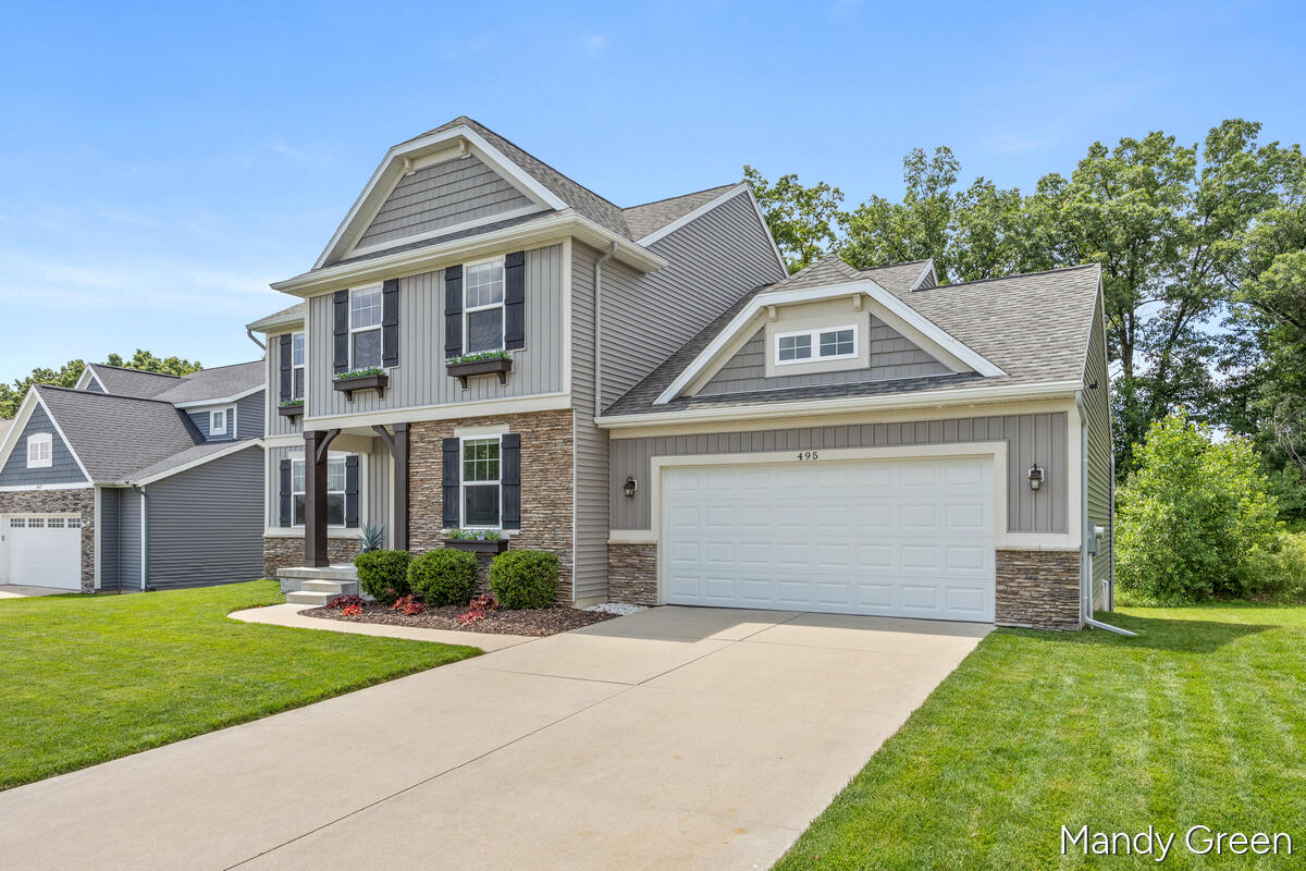 495 Highlander Drive NE Rockford MI 49341