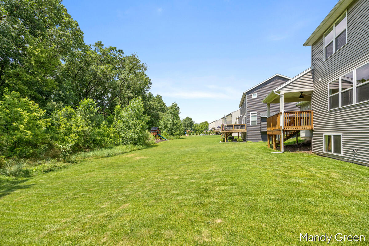 495 Highlander Drive NE Rockford MI 49341