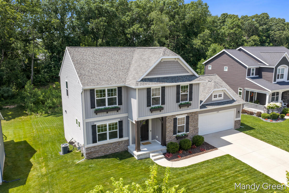 495 Highlander Drive NE Rockford MI 49341