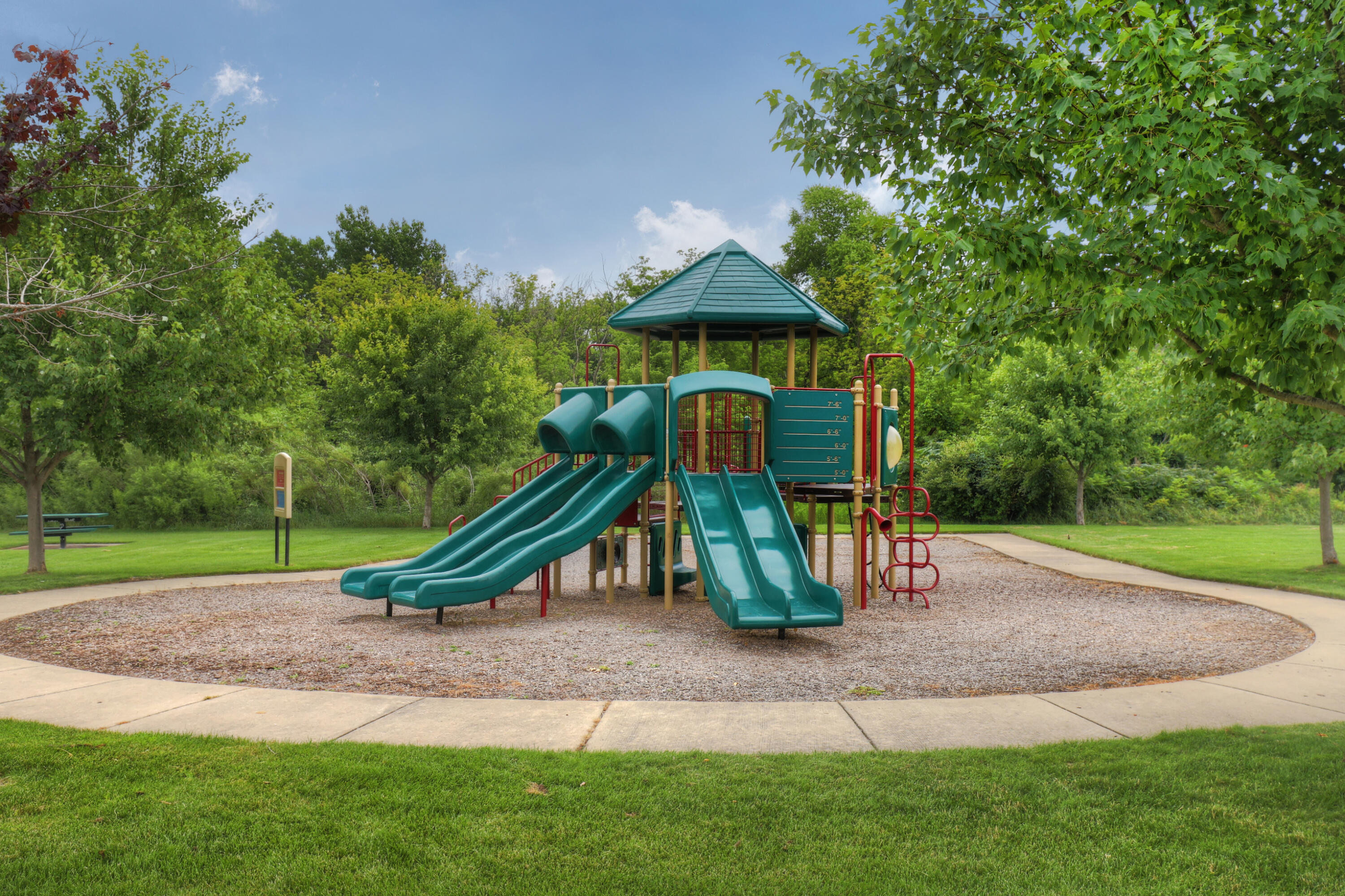 495 Highlander Drive NE Rockford MI 49341
