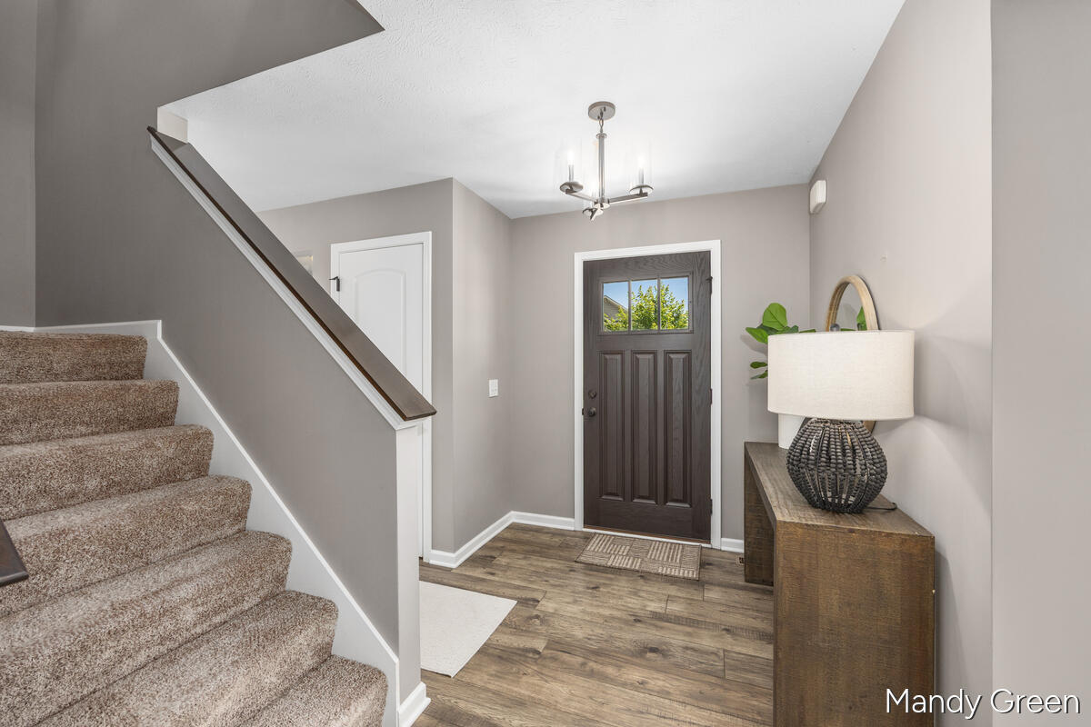 495 Highlander Drive NE Rockford MI 49341