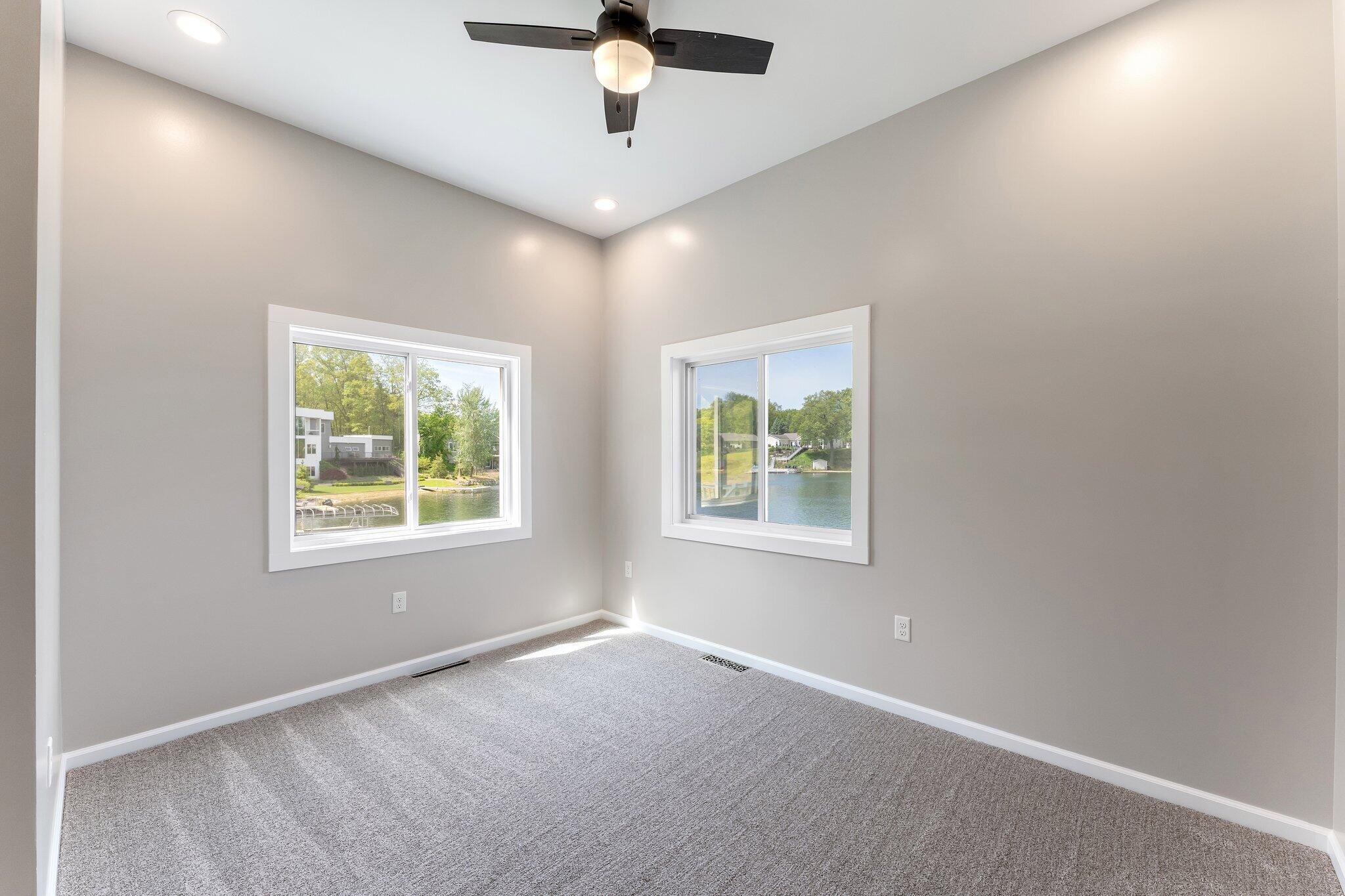 3443 Manderley Drive NE Grand Rapids MI 49525
