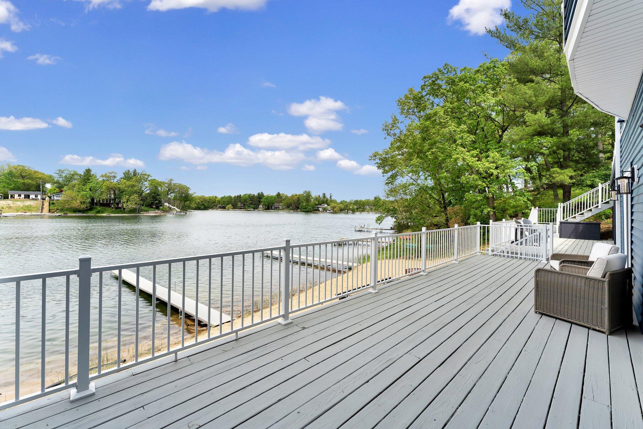 3443 Manderley Drive NE Grand Rapids MI 49525