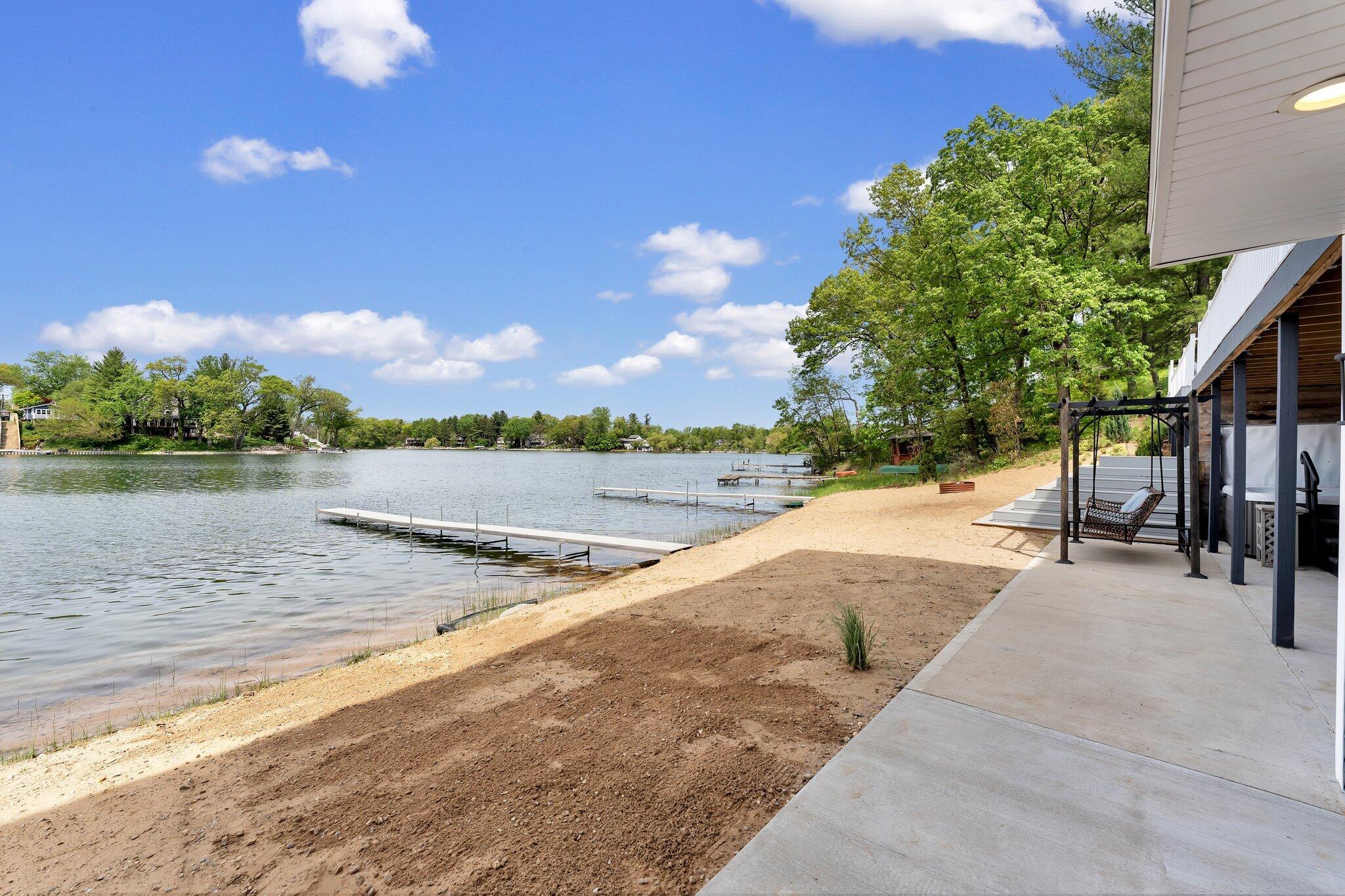 3443 Manderley Drive NE Grand Rapids MI 49525