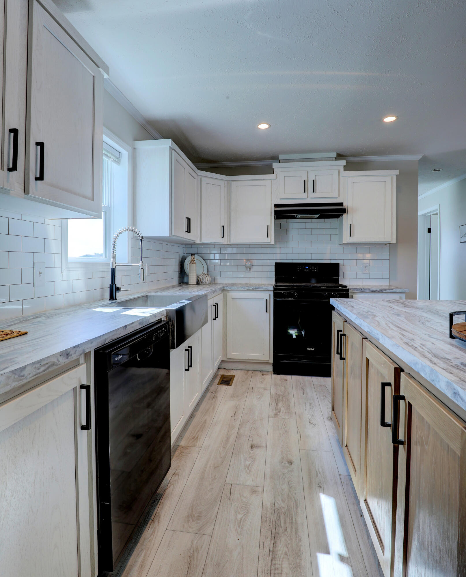 3298 Hillcrest Way Zeeland MI 49464