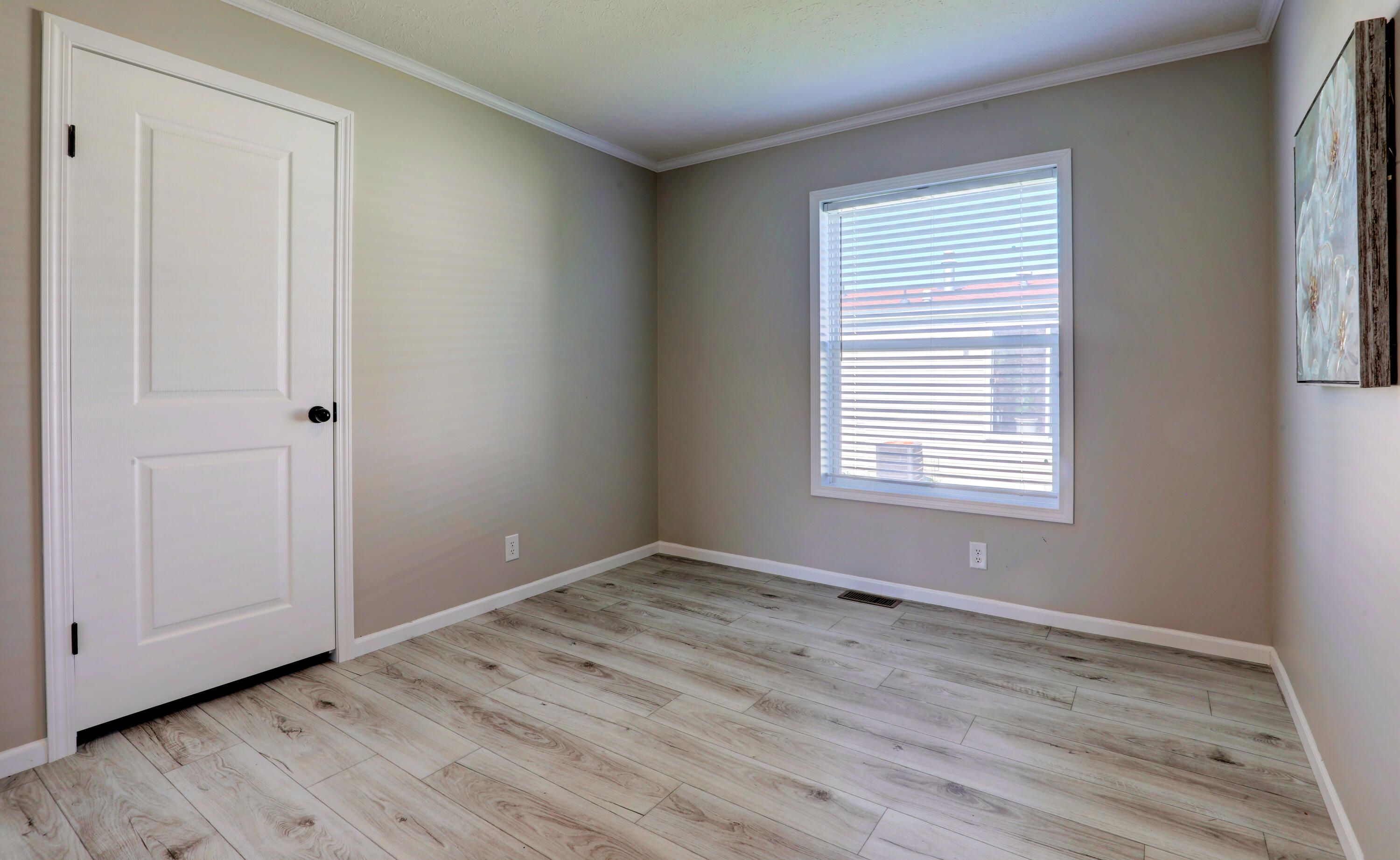 3298 Hillcrest Way Zeeland MI 49464