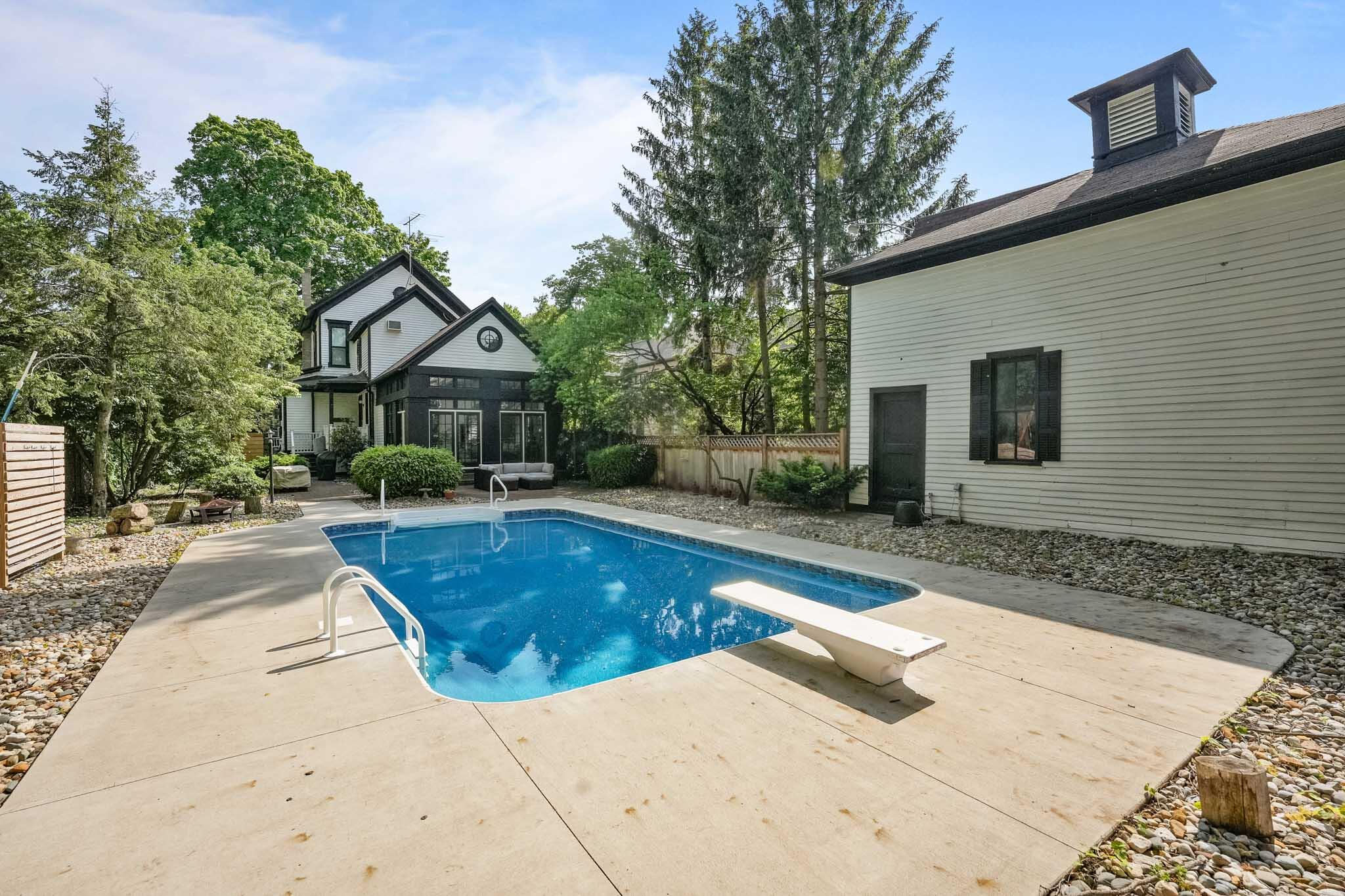 529 Fountain Street NE Grand Rapids MI 49503