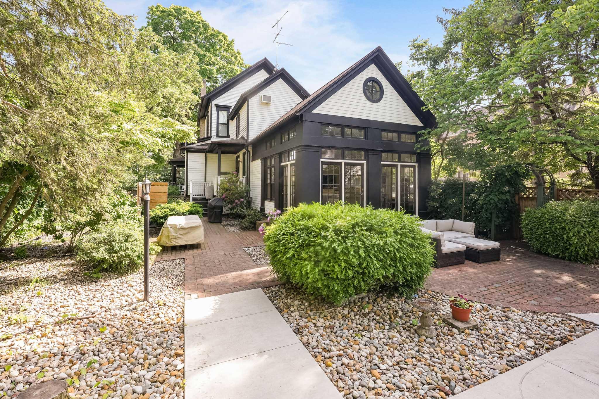 529 Fountain Street NE Grand Rapids MI 49503