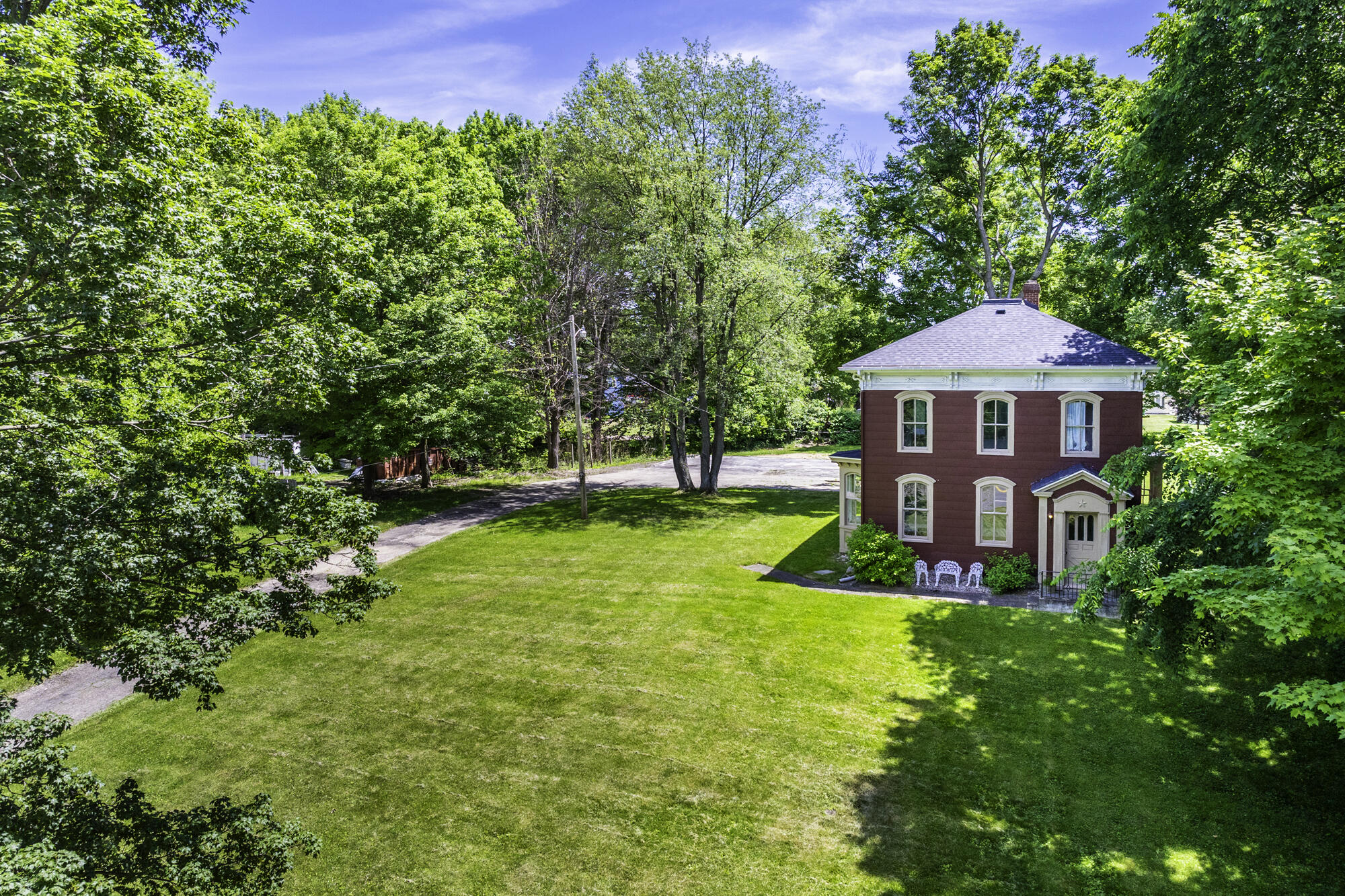 434 N Broadway Street Cassopolis MI 49031