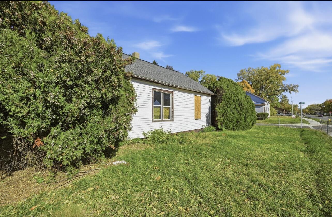 1096 Pearl Street Benton Harbor MI 49022