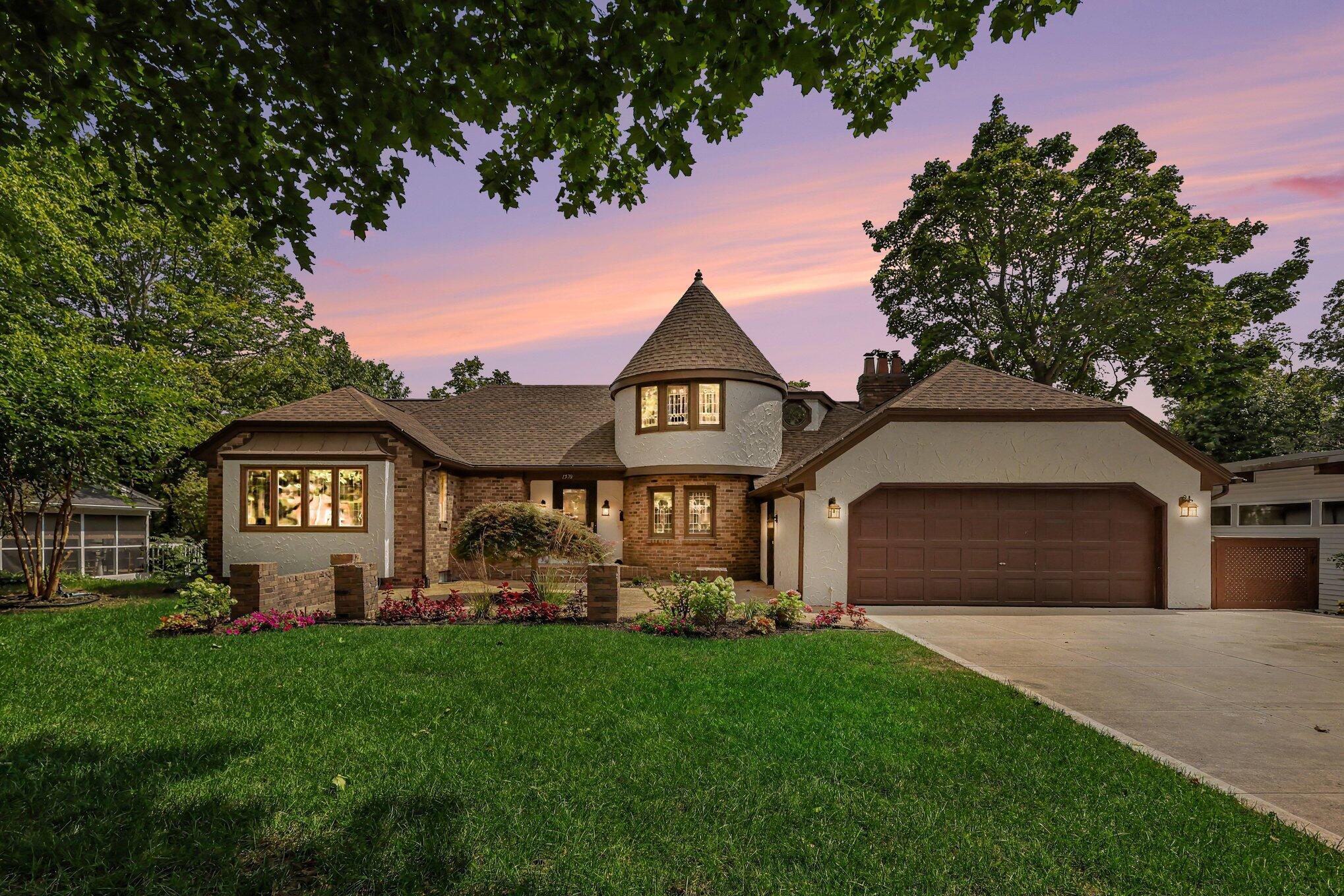 1530 Edgewood Avenue SE Grand Rapids MI 49506