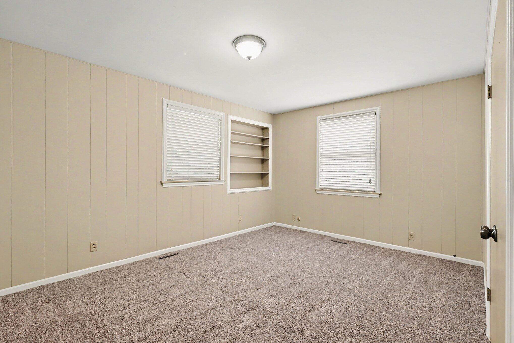 1530 Edgewood Avenue SE Grand Rapids MI 49506