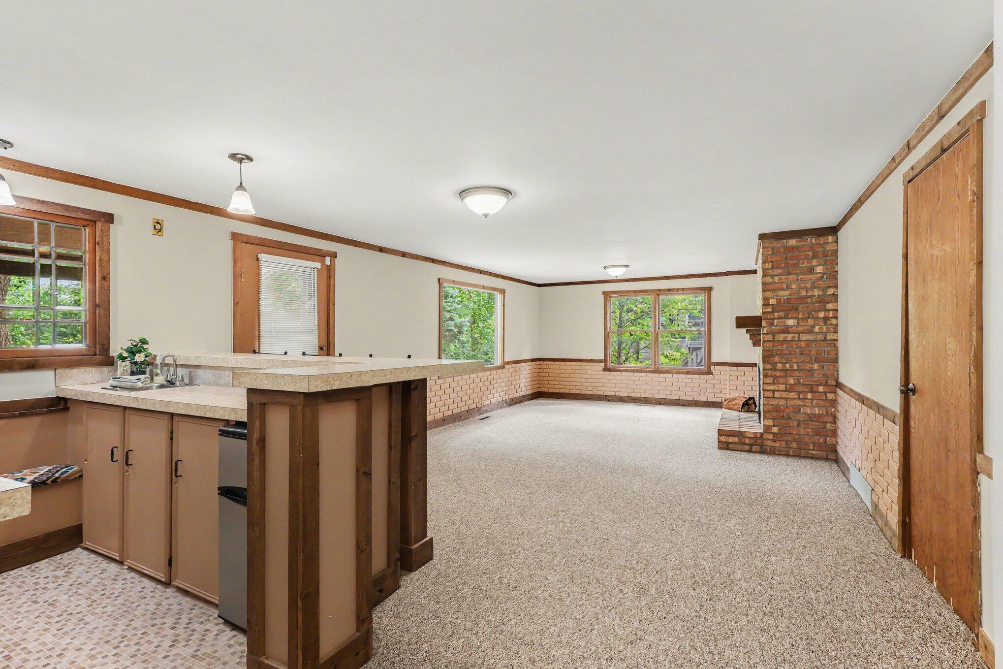 1530 Edgewood Avenue SE Grand Rapids MI 49506