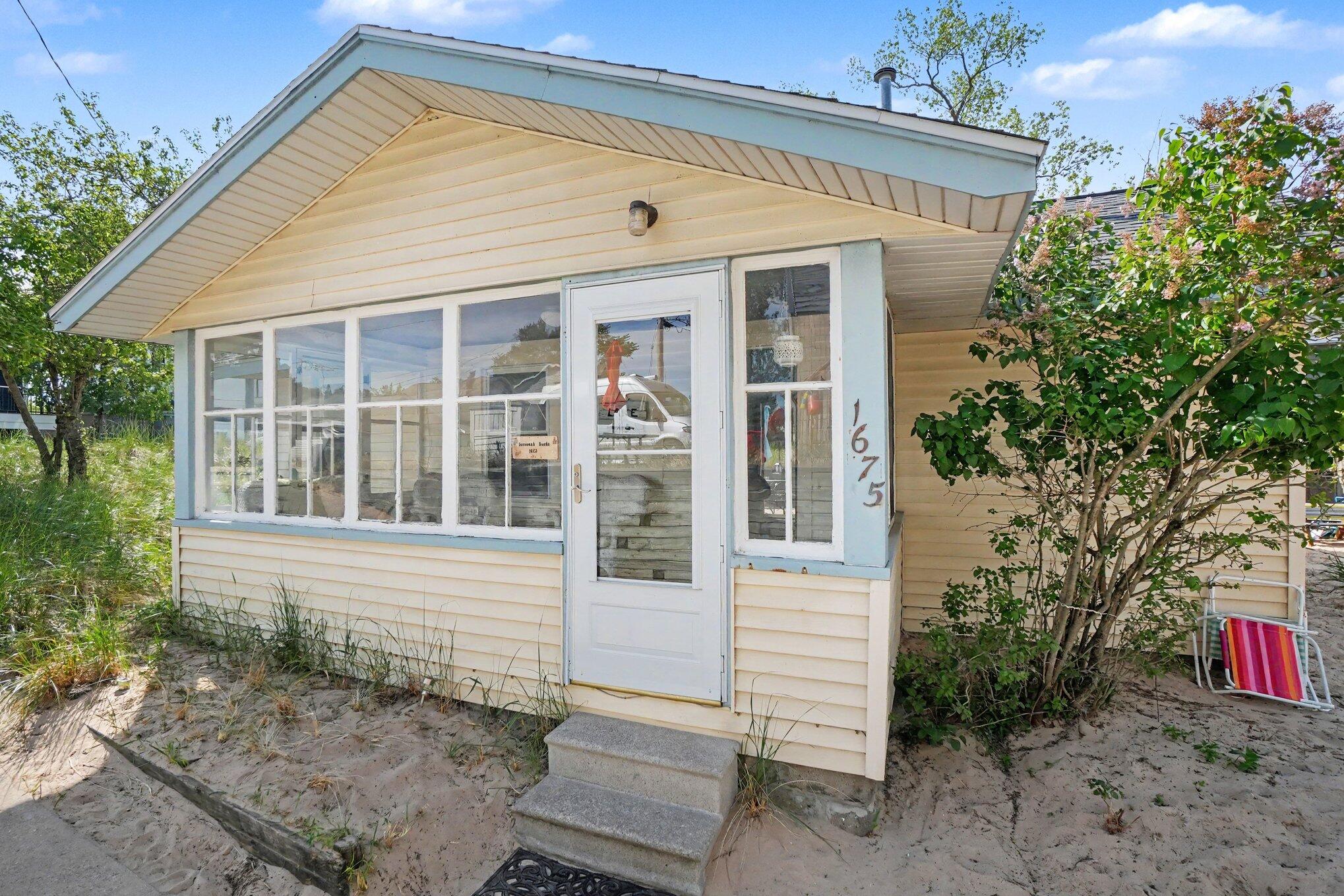 1675 Nelson Street Muskegon MI 49441