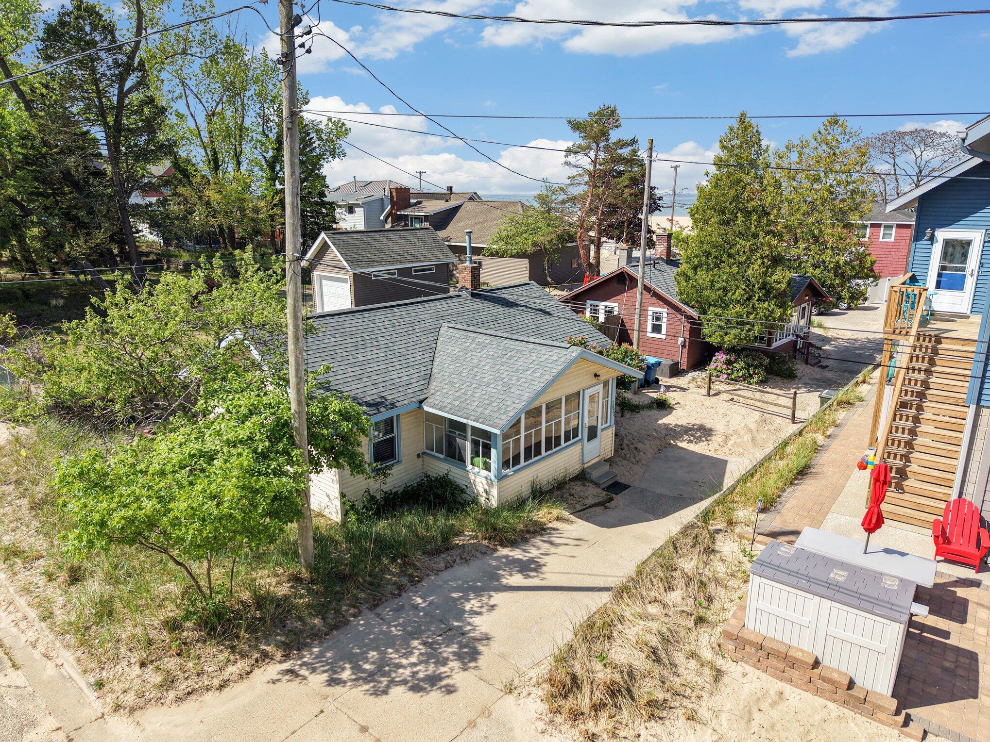 1675 Nelson Street Muskegon MI 49441