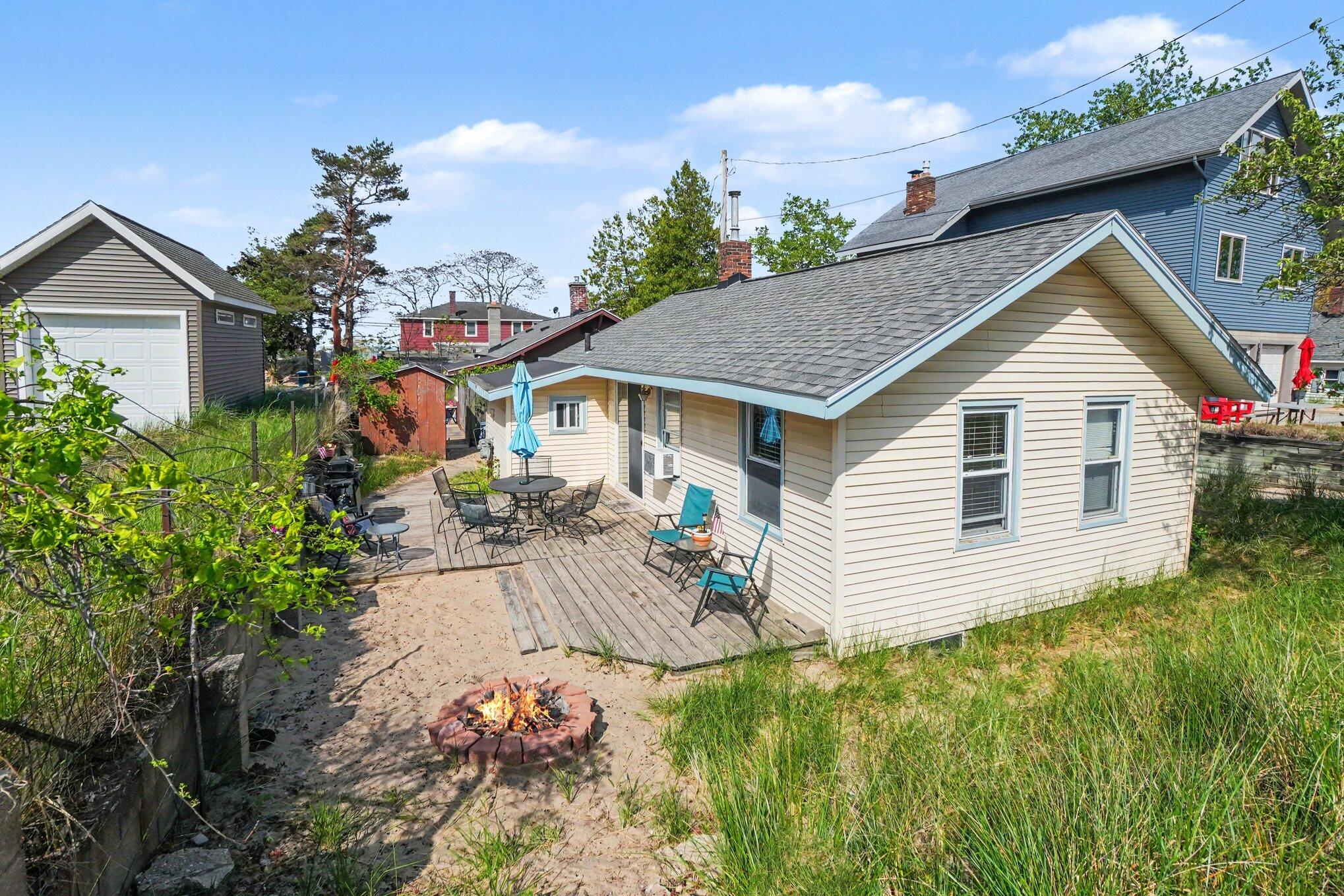 1675 Nelson Street Muskegon MI 49441