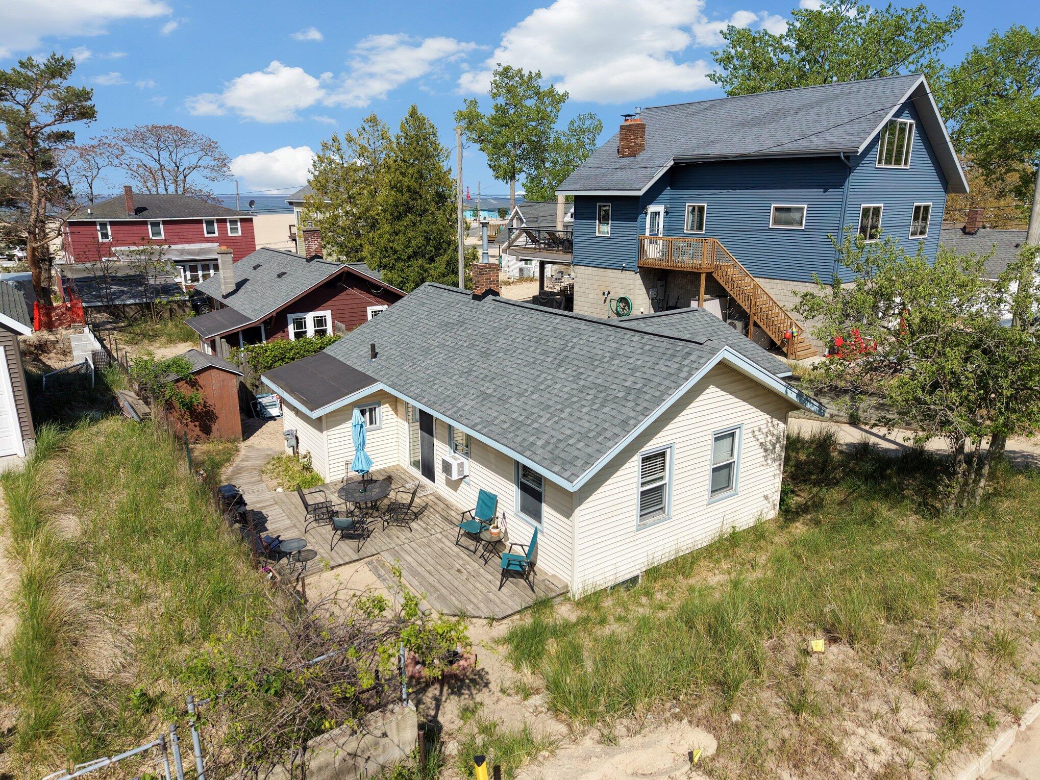 1675 Nelson Street Muskegon MI 49441