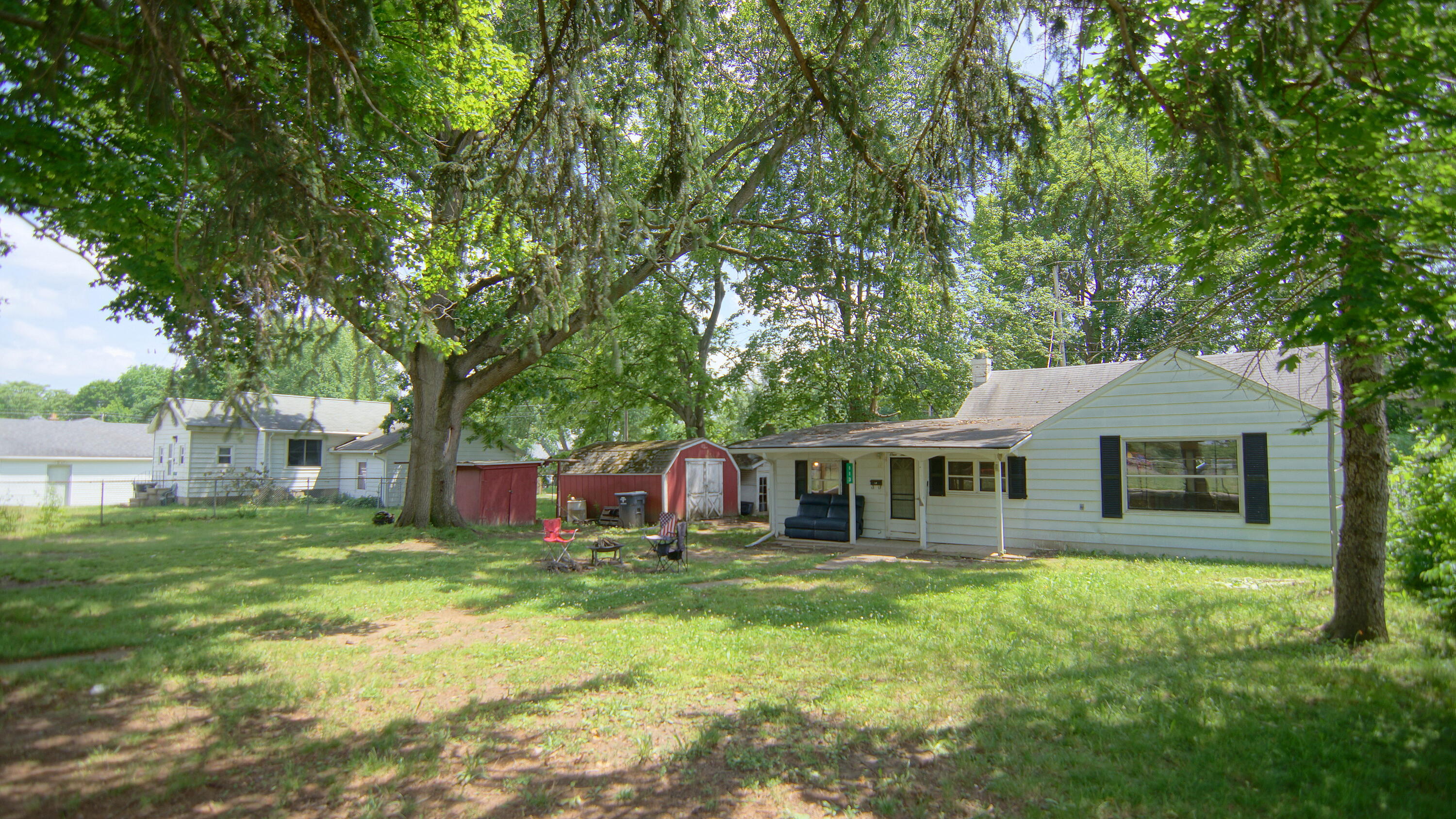 113 W 5th Street Buchanan MI 49107