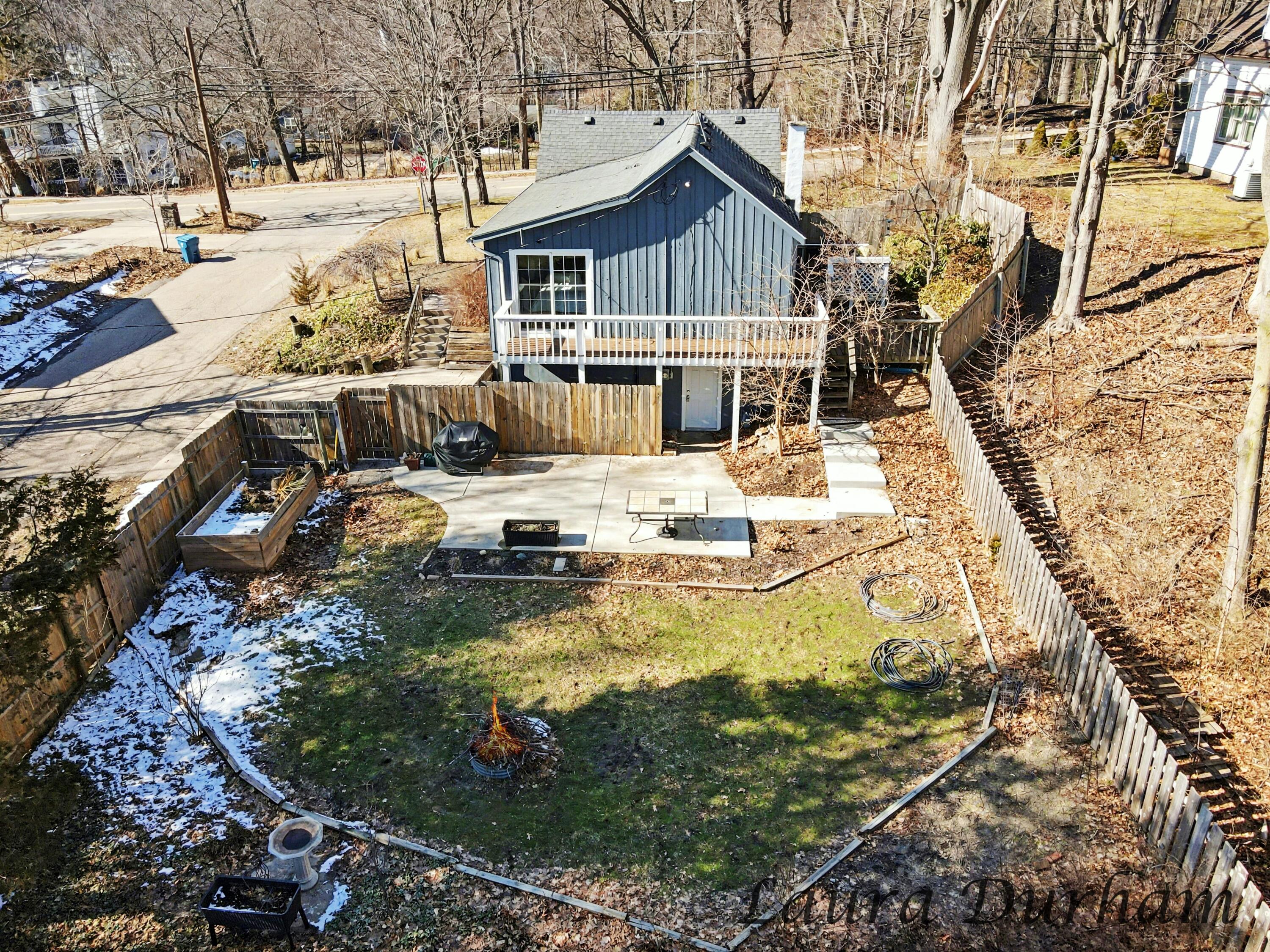 895 Holland Street Saugatuck MI 49453