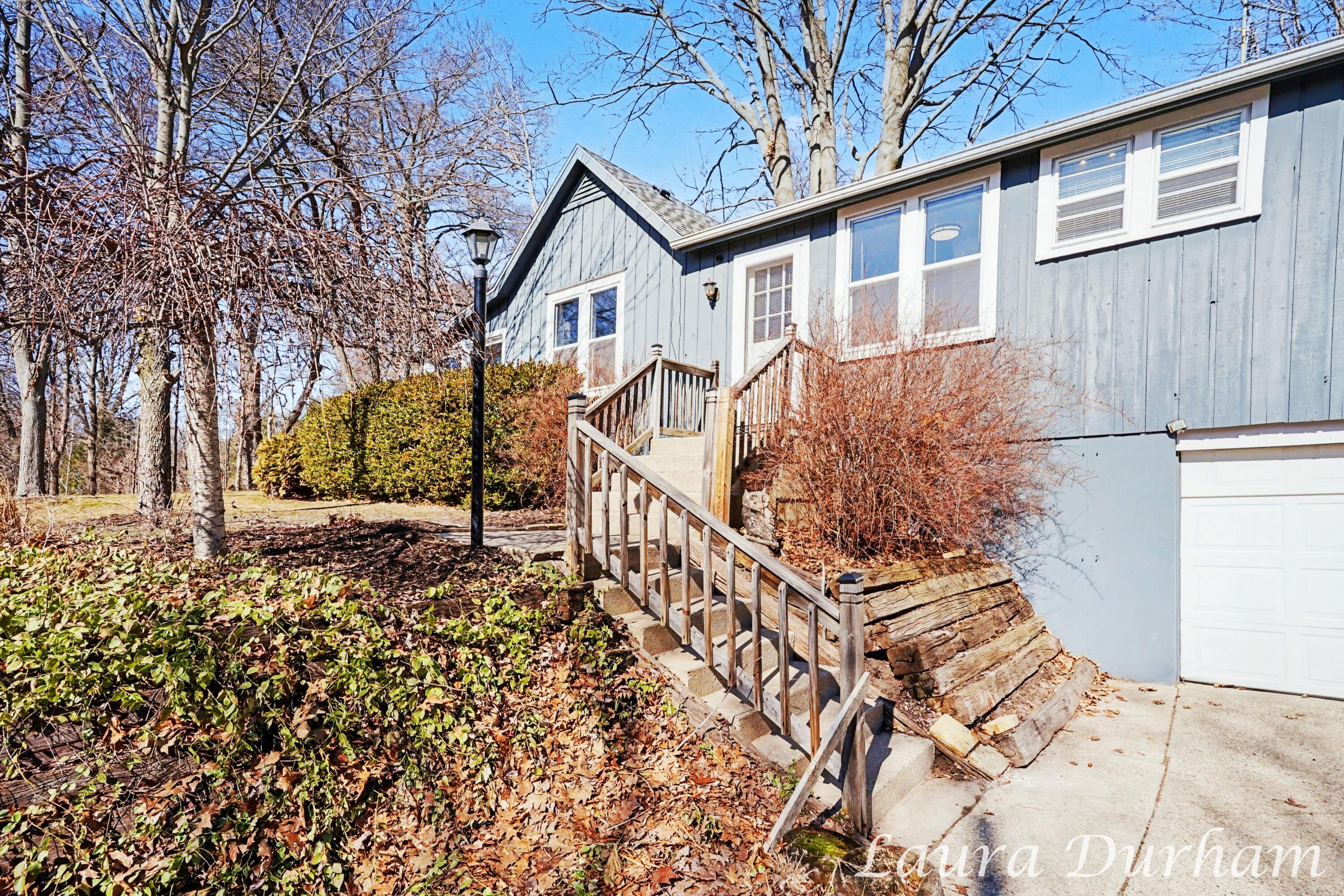 895 Holland Street Saugatuck MI 49453