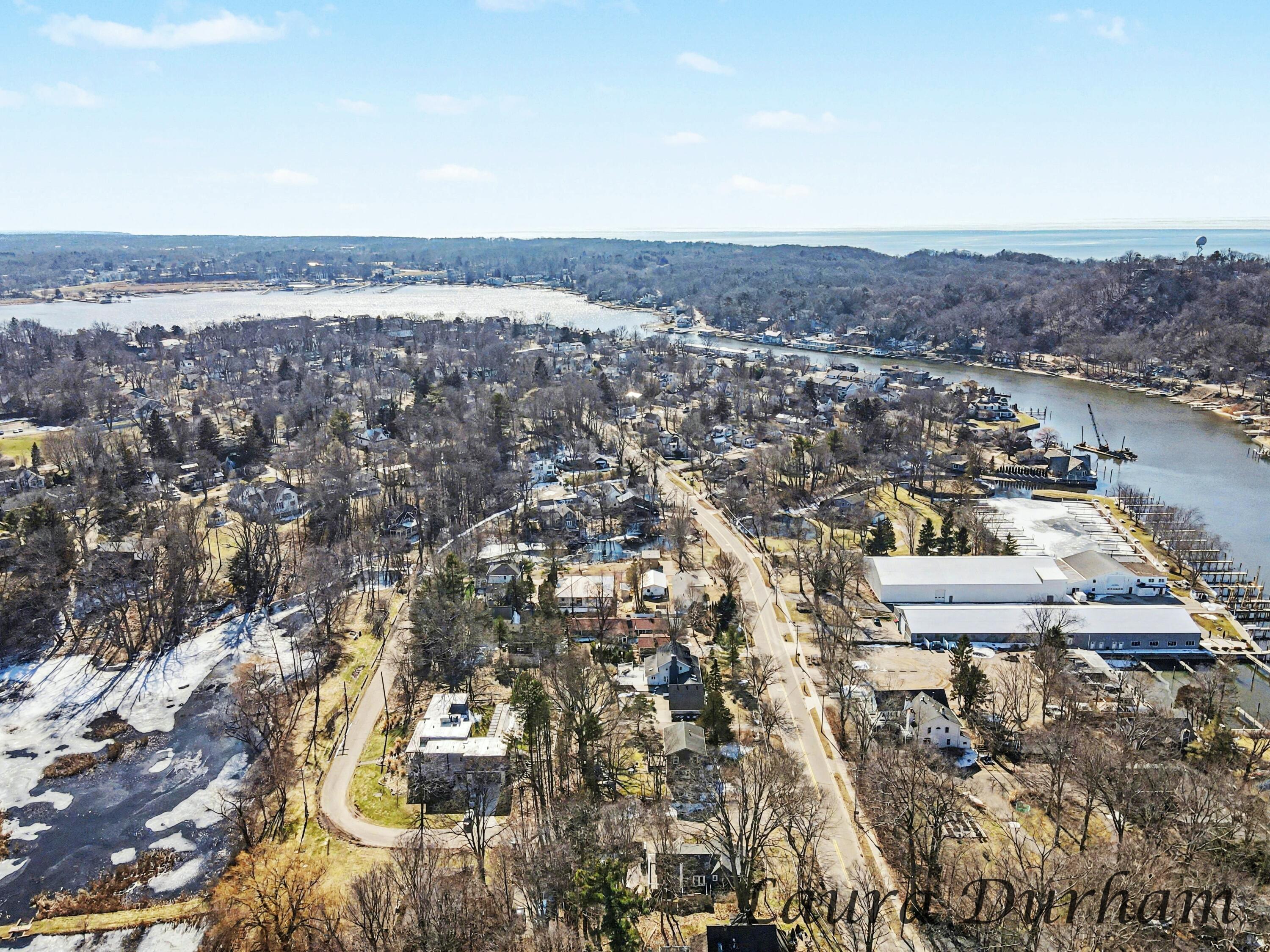 895 Holland Street Saugatuck MI 49453
