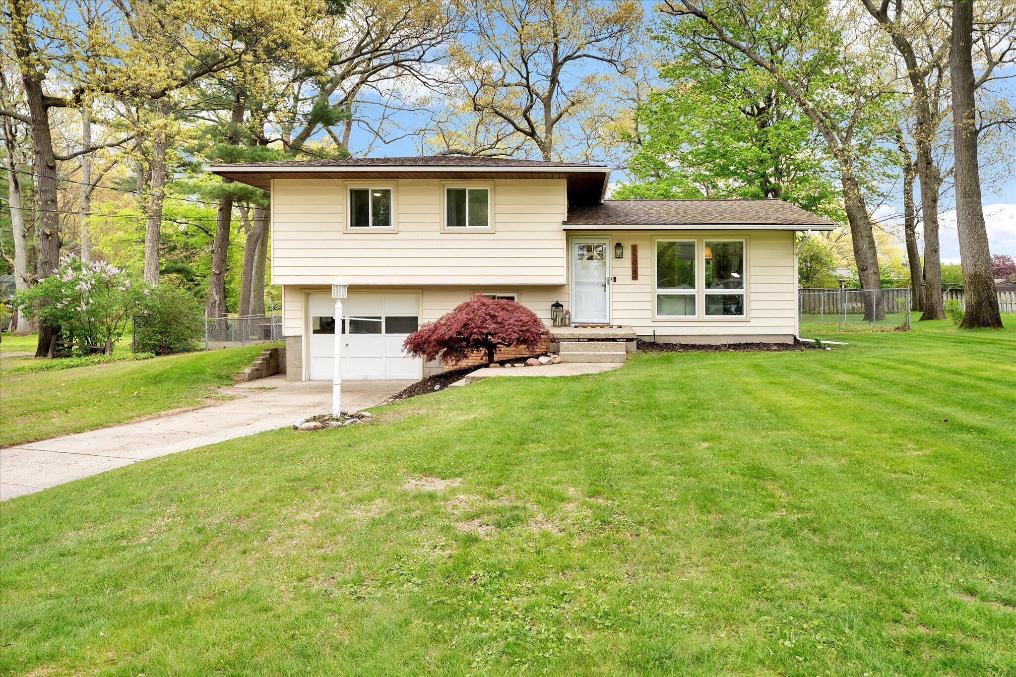 15032 155th Avenue Grand Haven MI 49417