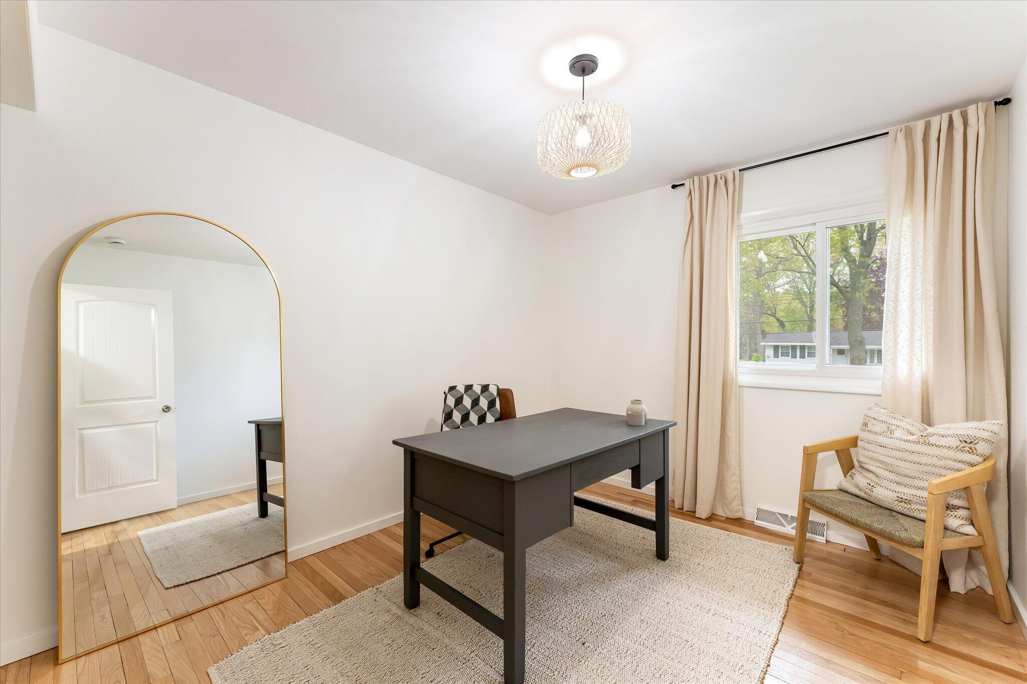 15032 155th Avenue Grand Haven MI 49417