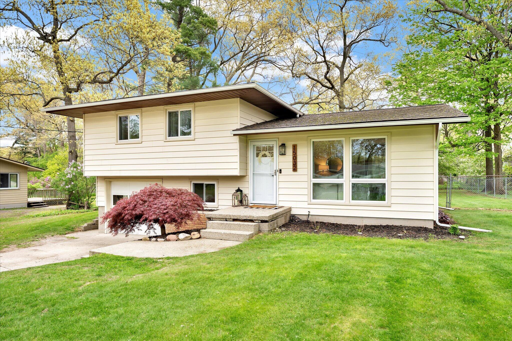 15032 155th Avenue Grand Haven MI 49417