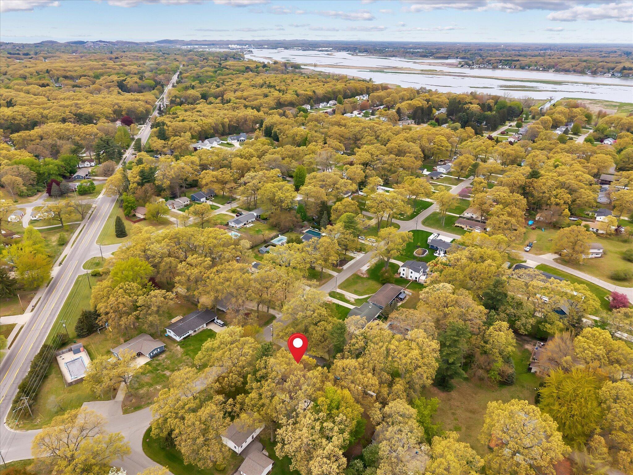 15032 155th Avenue Grand Haven MI 49417