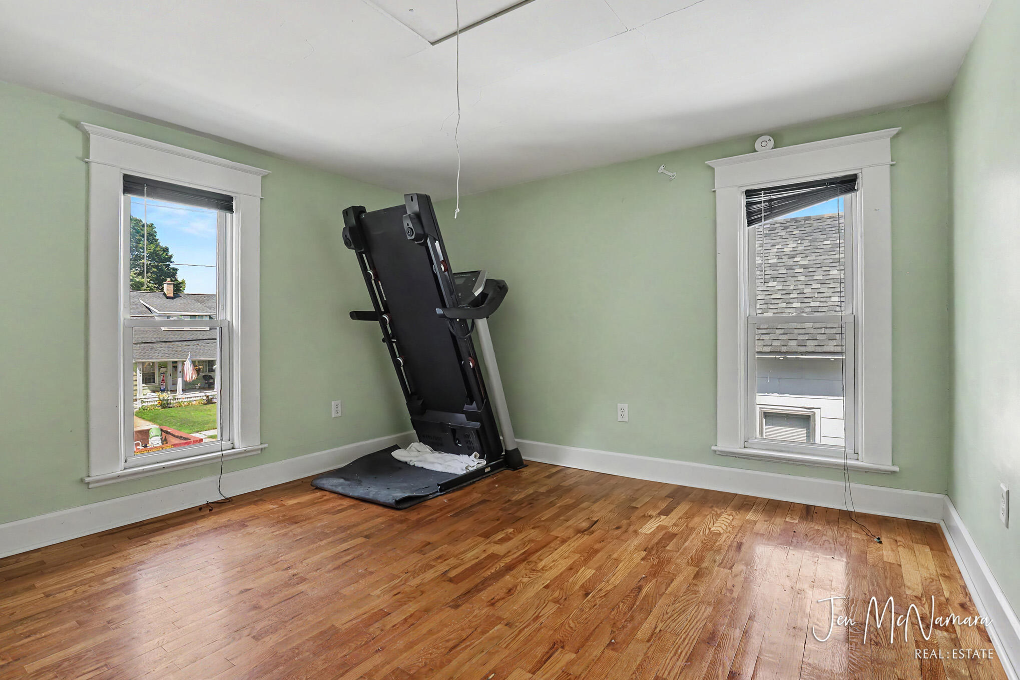 714 Graceland Street NE Grand Rapids MI 49505