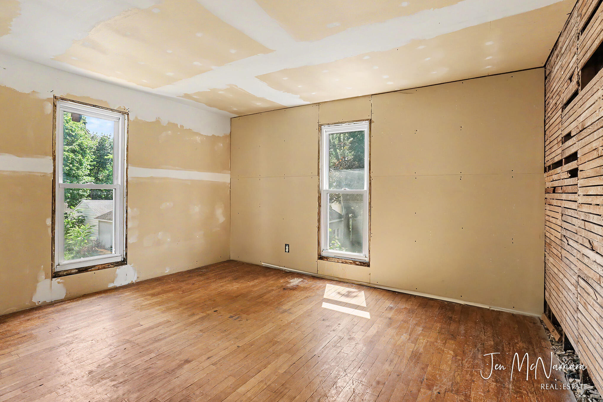 714 Graceland Street NE Grand Rapids MI 49505