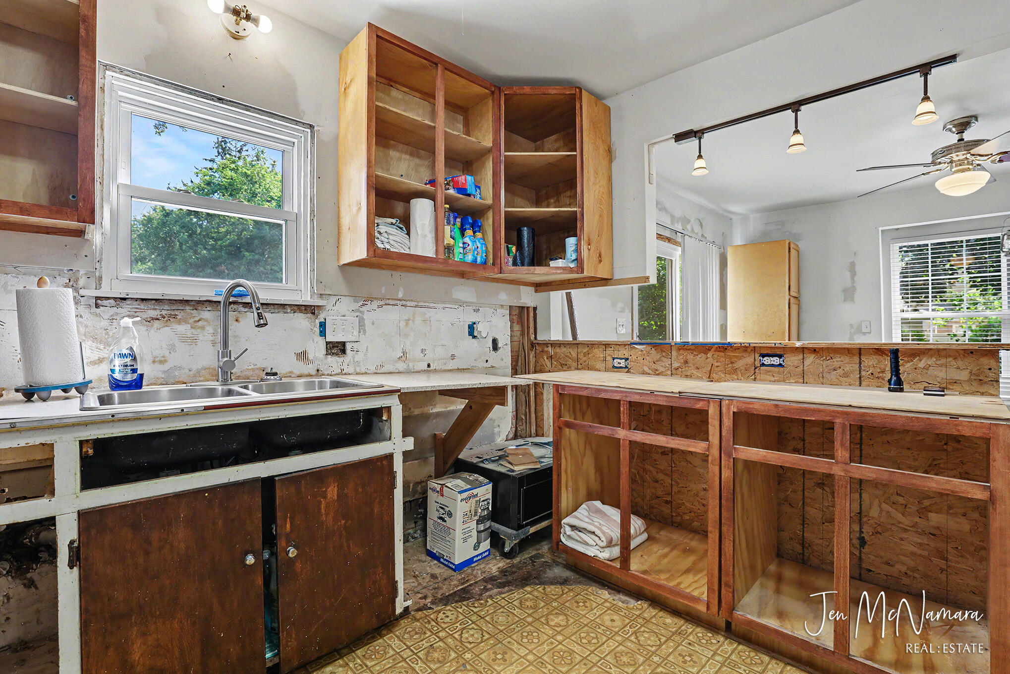 714 Graceland Street NE Grand Rapids MI 49505