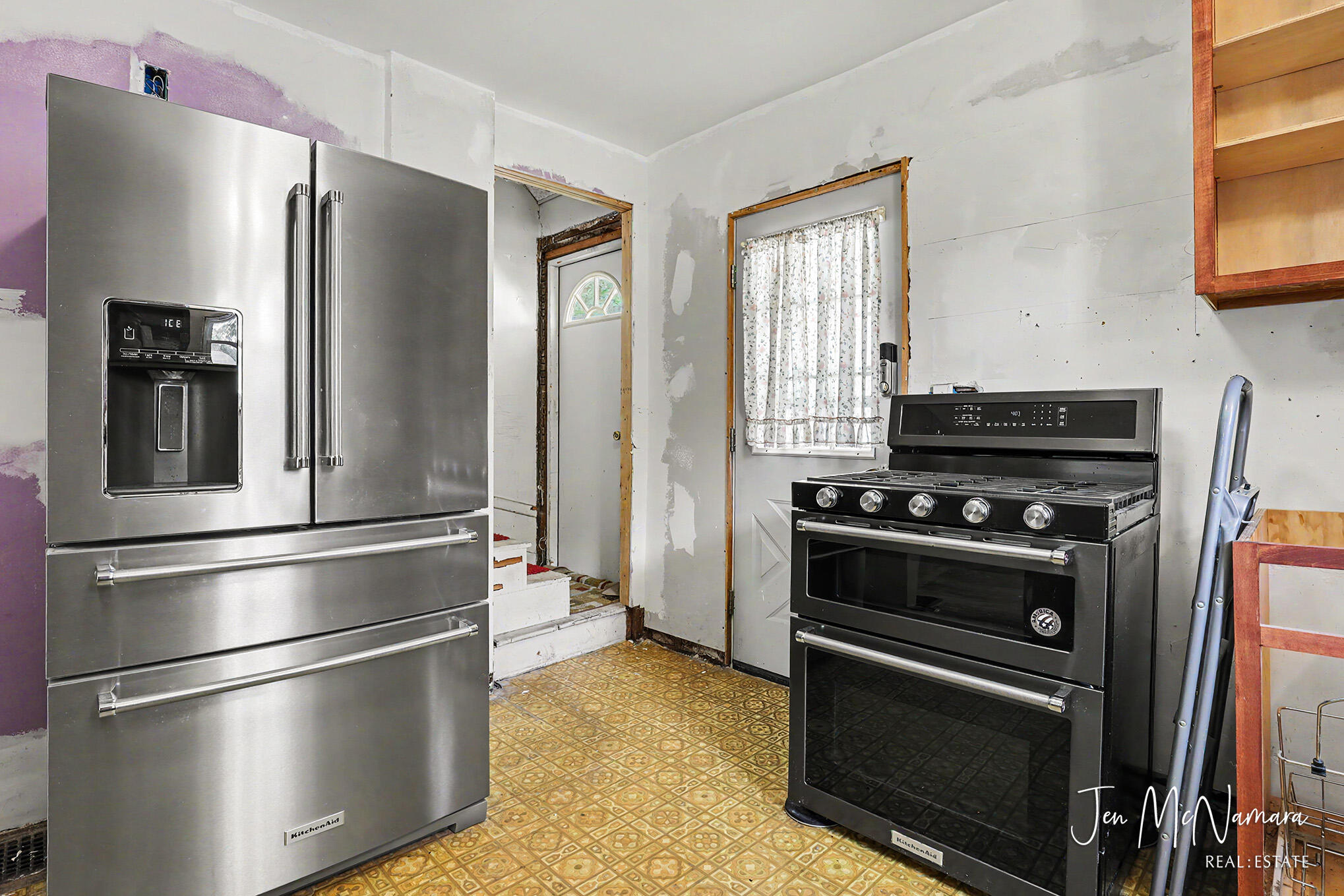 714 Graceland Street NE Grand Rapids MI 49505