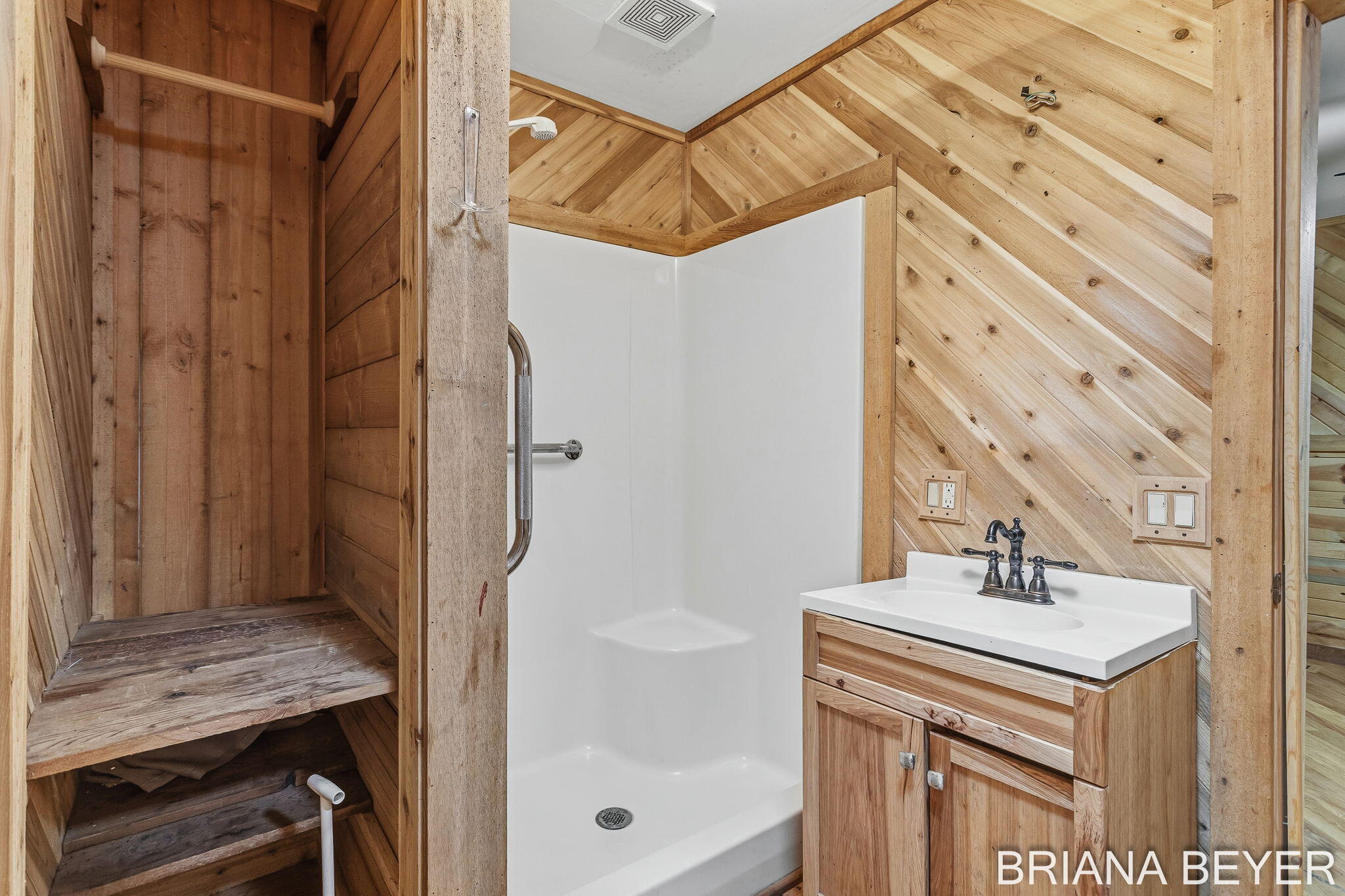 6558 102nd Avenue South Haven MI 49090